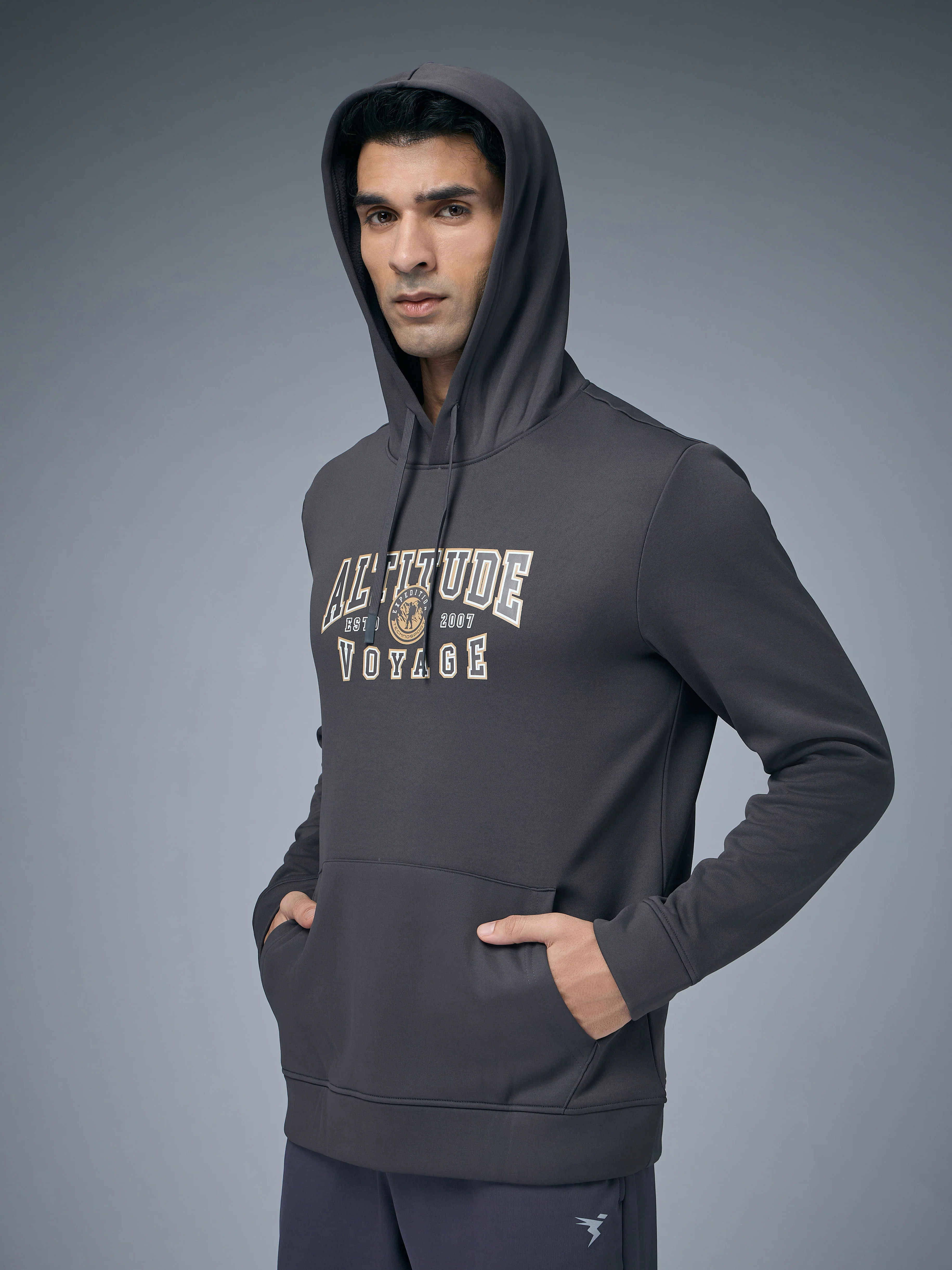 Men Printed Slim Fit Hooded Sweatshirt with TECHNOWARM+ - Image 2