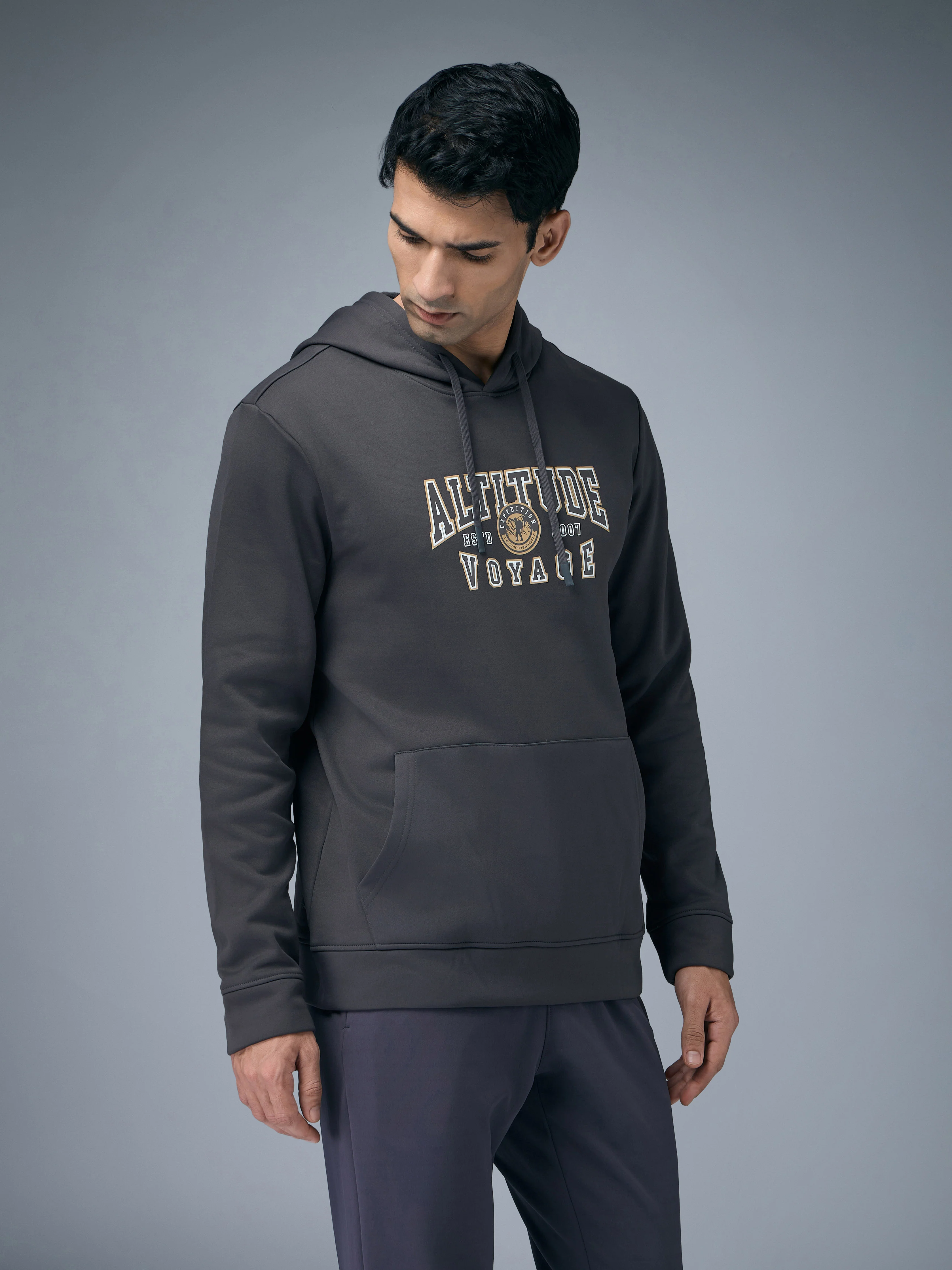 Men Printed Slim Fit Hooded Sweatshirt with TECHNOWARM+ - Image 5