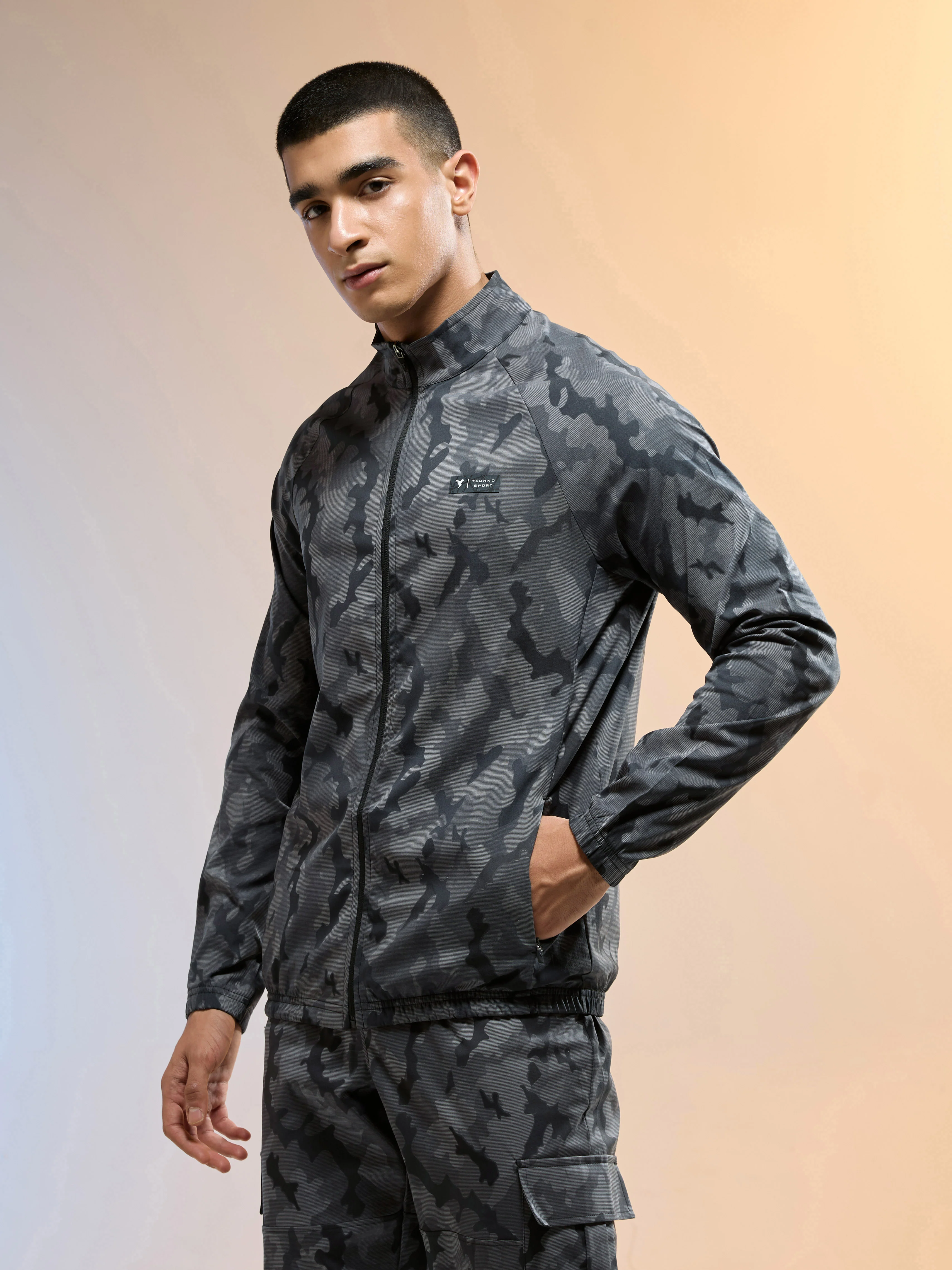Men Printed Slim Fit Mock Neck Jacket with TS FLEXI - Image 4