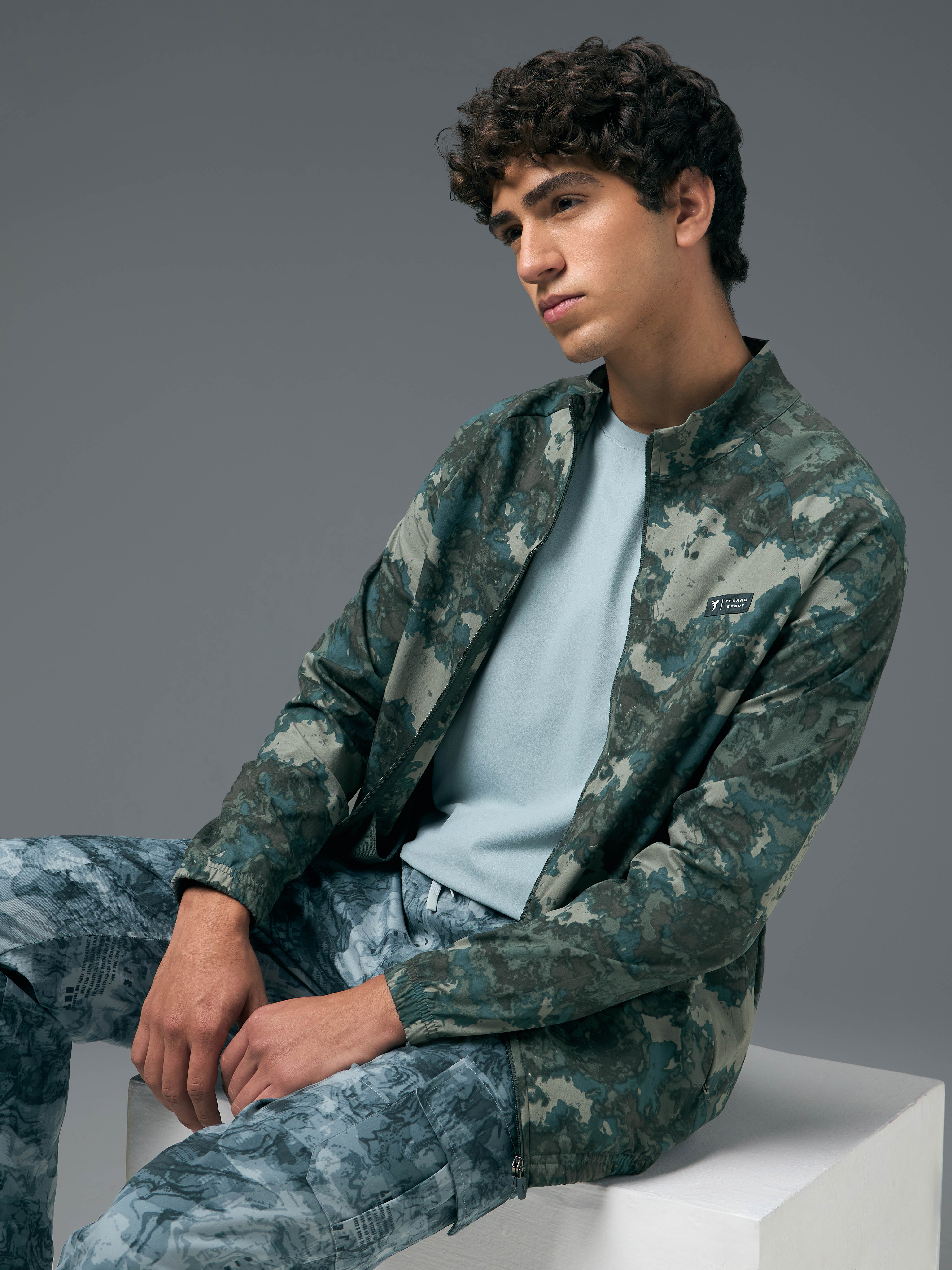 Men Printed Slim Fit Mock Neck Jacket with TS FLEXI - Image 5