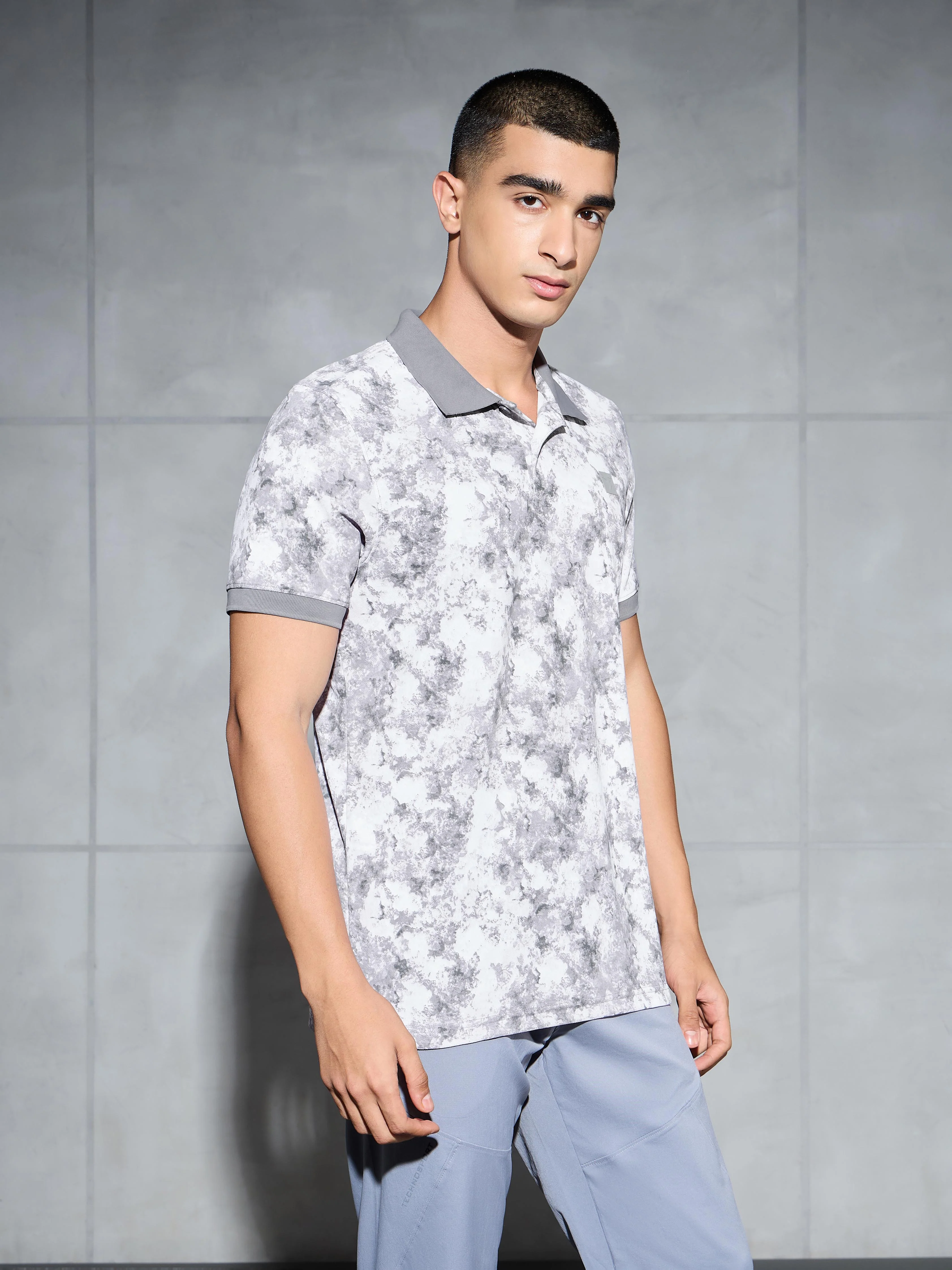 Men Printed Slim Fit Polo T-shirt with MATPIQ - Image 5