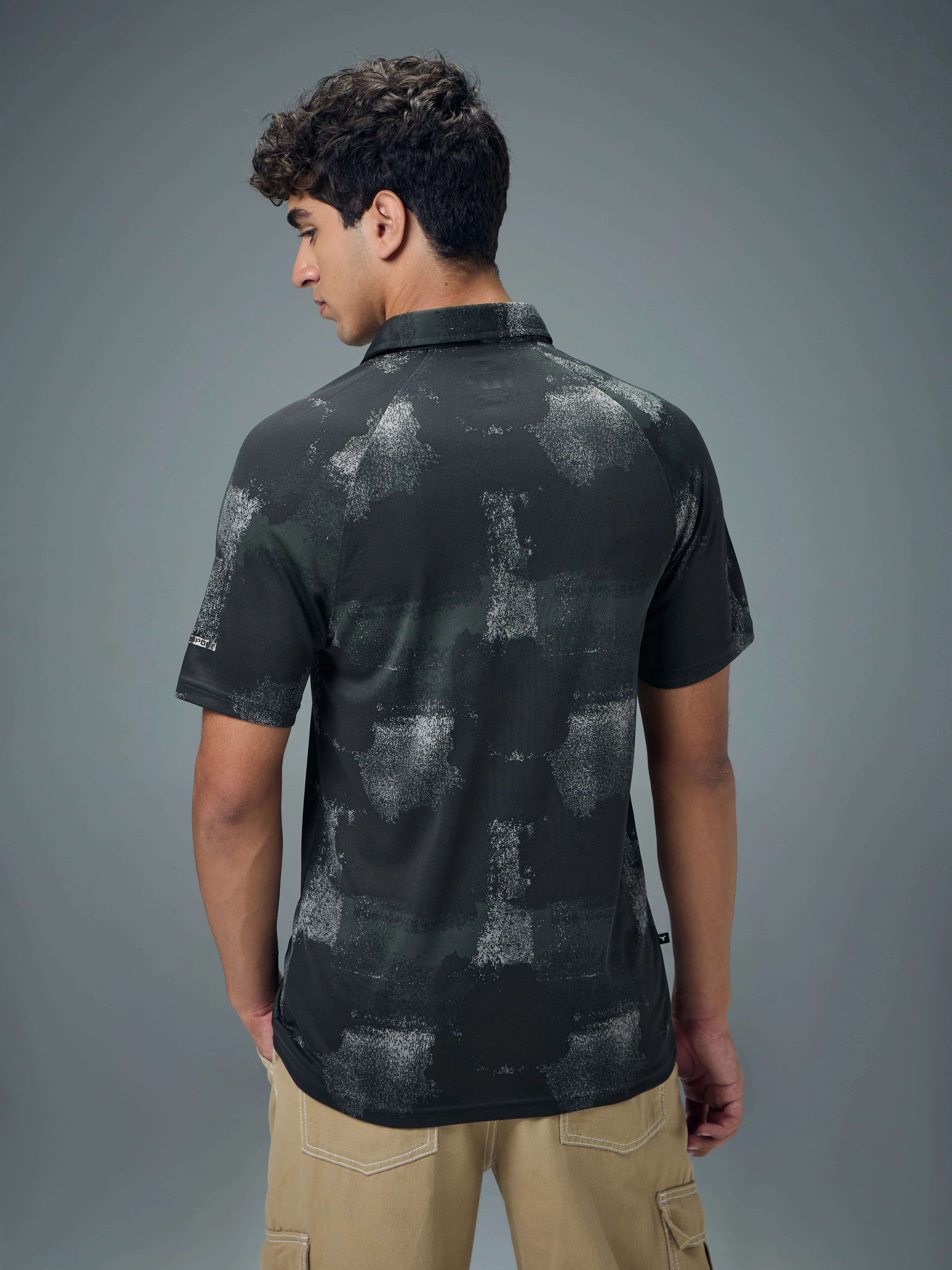 Men Printed Slim Fit Polo T-shirt with TECHNOCOOL+ - Image 3