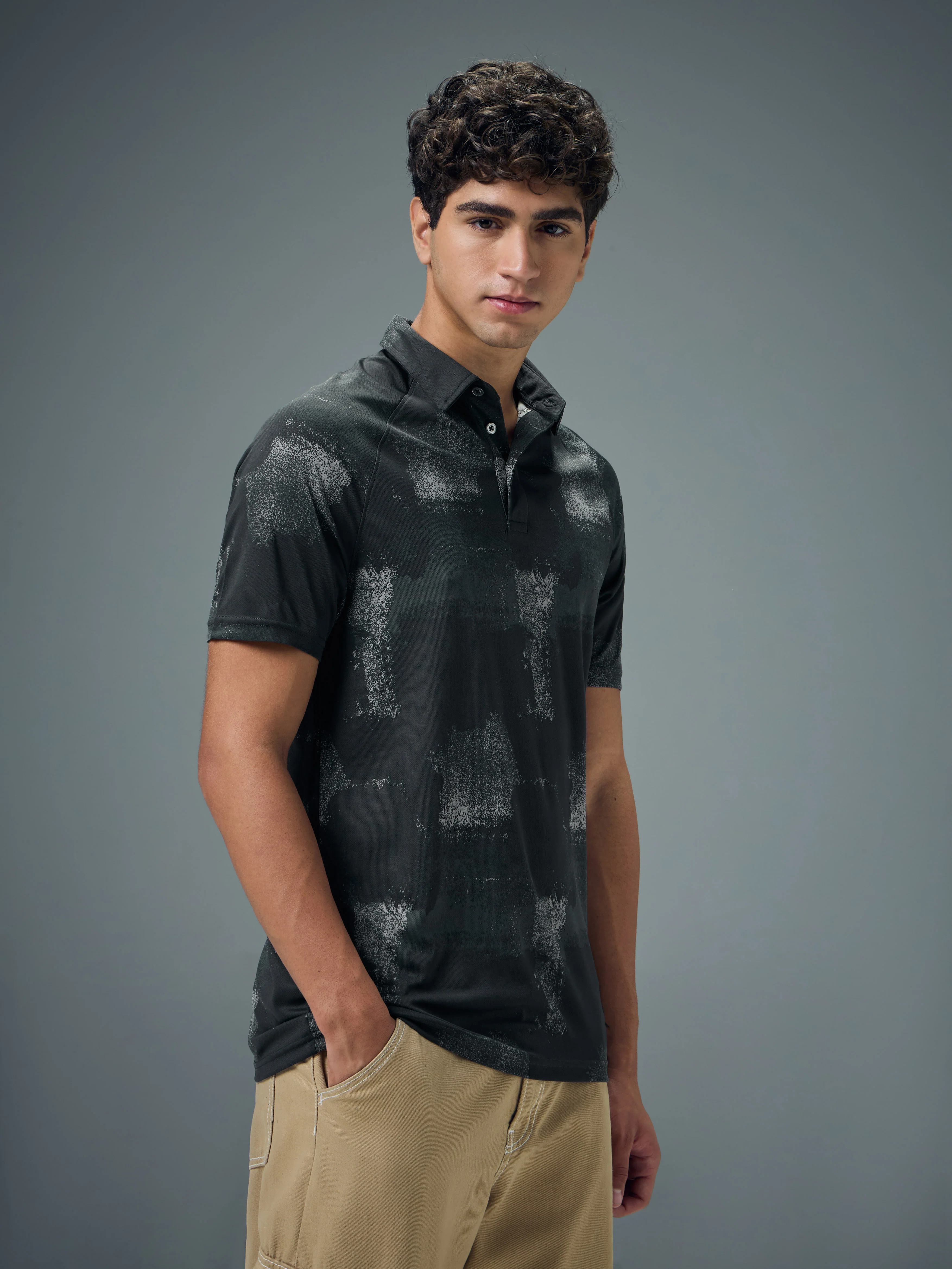 Men Printed Slim Fit Polo T-shirt with TECHNOCOOL+ - Image 4