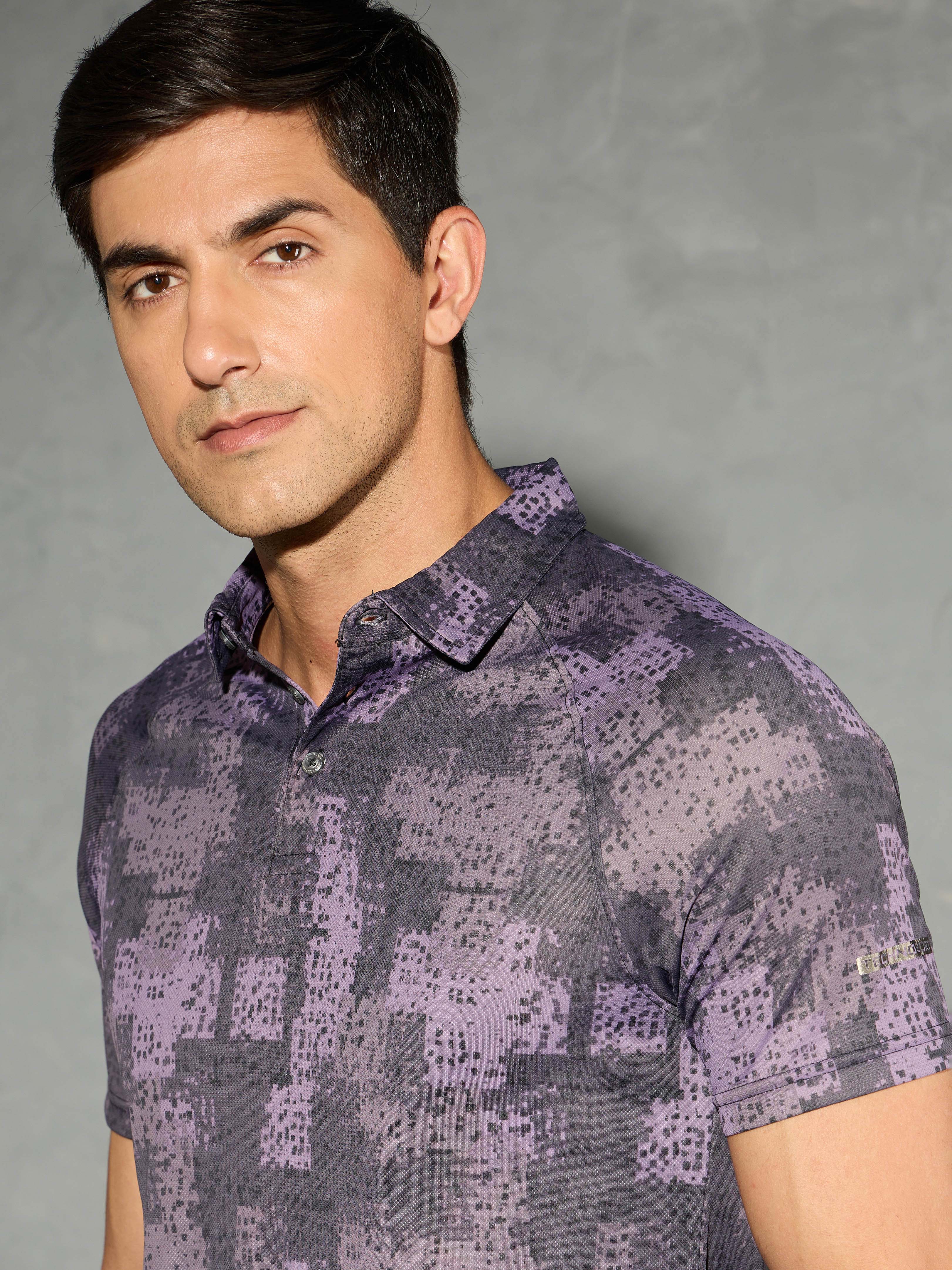 Men Printed Slim Fit Polo T-shirt with TECHNOCOOL+ - Image 5