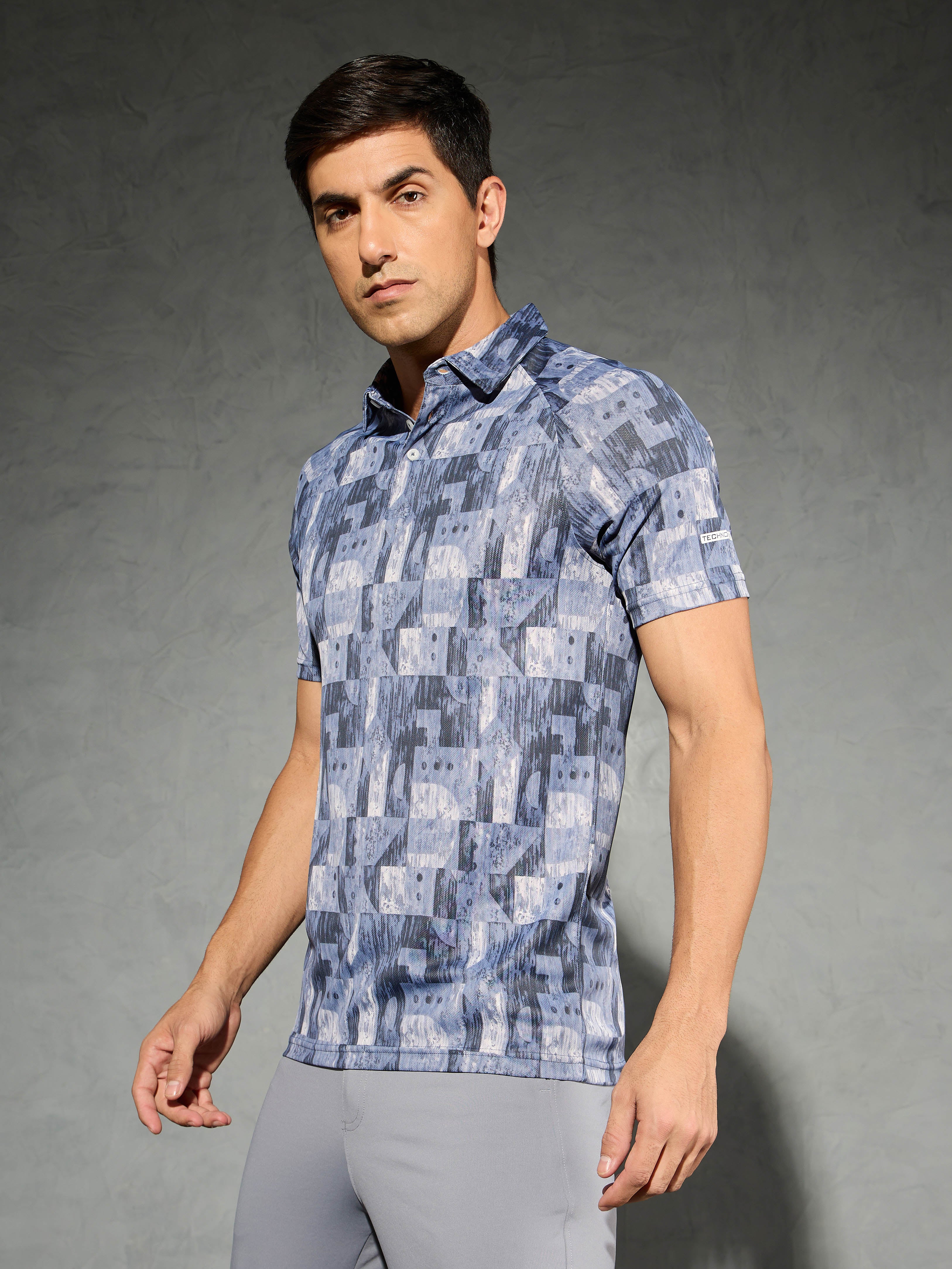 Men Printed Slim Fit Polo T-shirt with TECHNOCOOL+ - Image 4