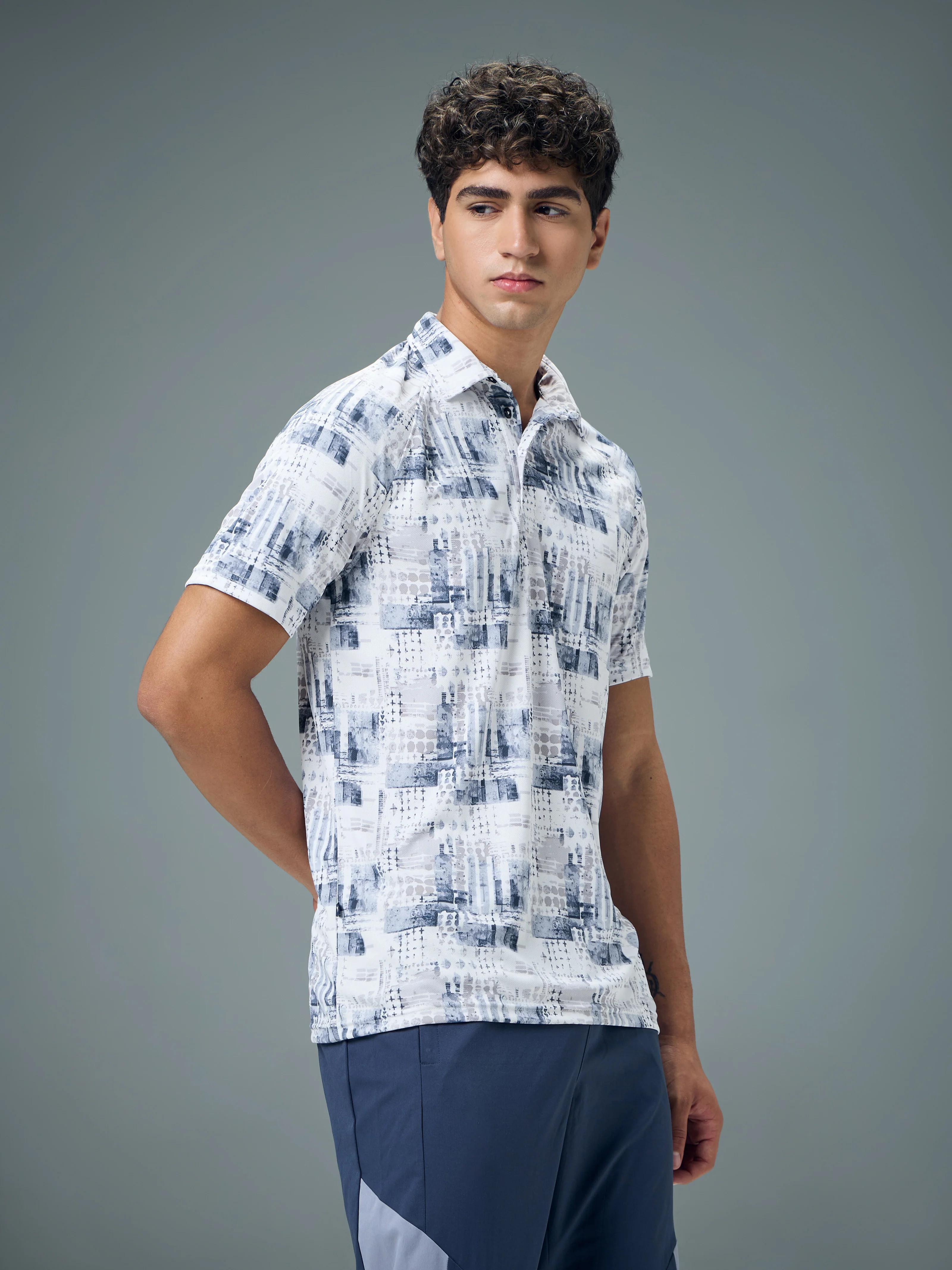Men Printed Slim Fit Polo T-shirt with TECHNOCOOL+ - Image 4