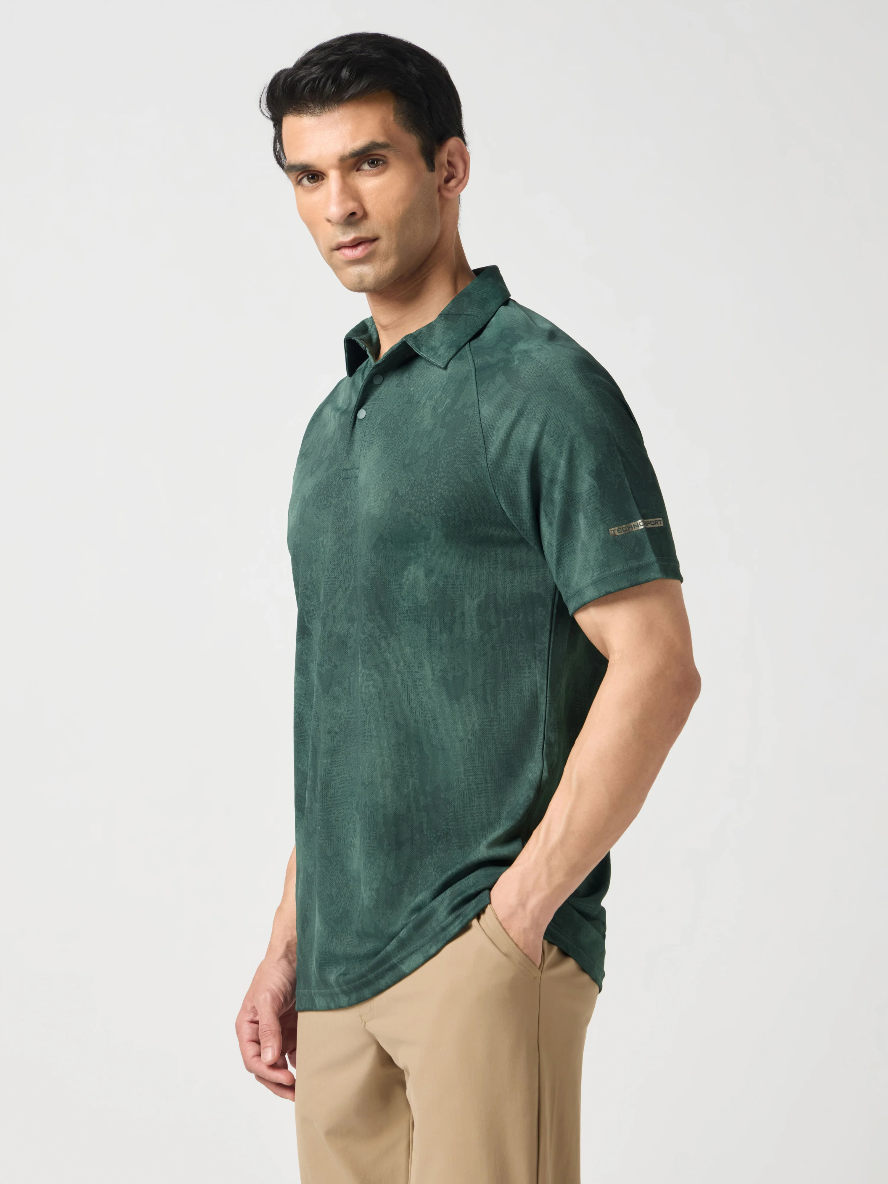 Men Printed Slim Fit Polo T-shirt with TECHNOCOOL+ - Image 4