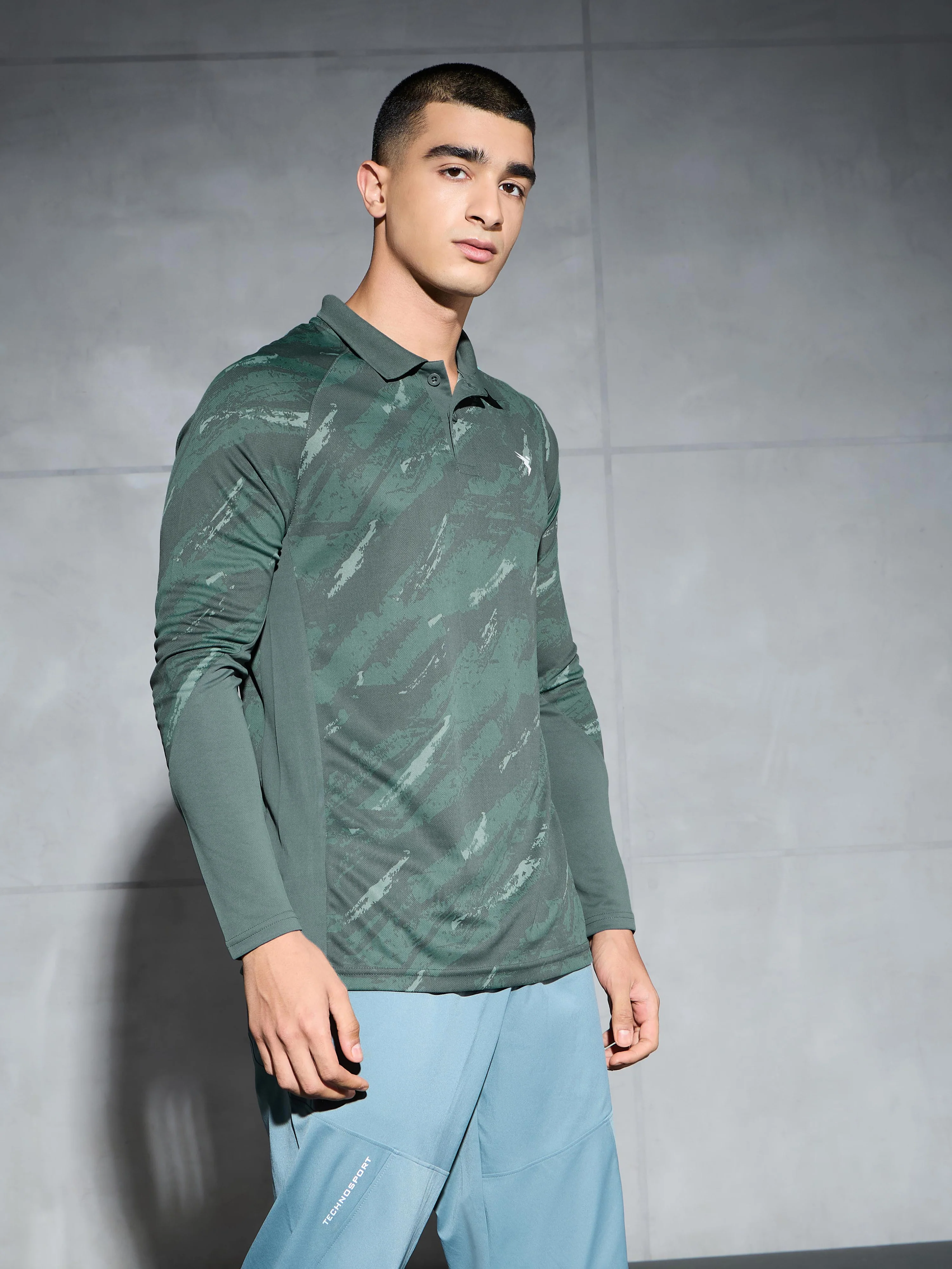 Men Printed Slim Fit Polo Sports T-shirt with TECHNOCOOL+ - Image 4