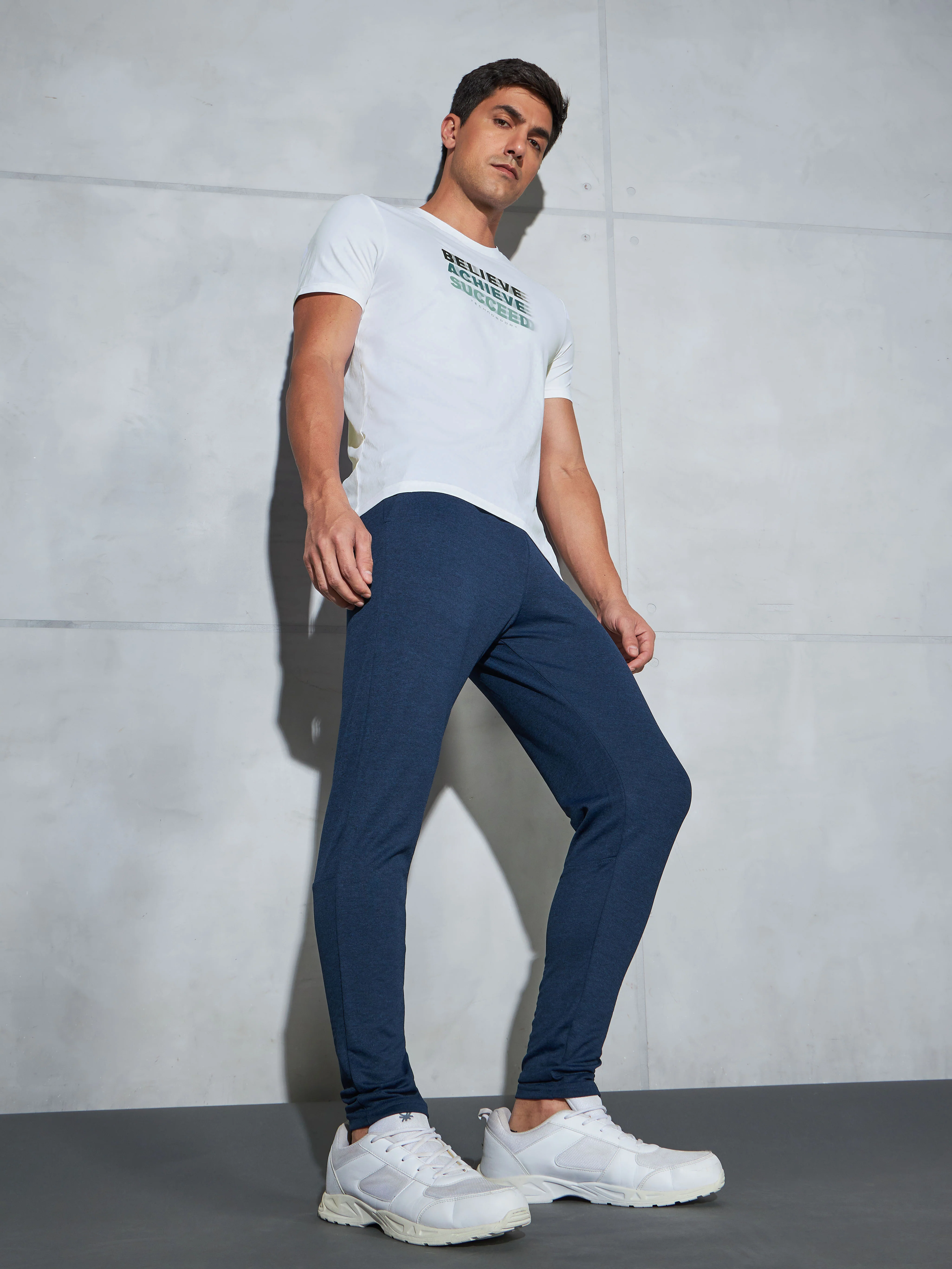 Men Printed Slim Fit Round Neck T-shirt with COTFLEX - Image 5