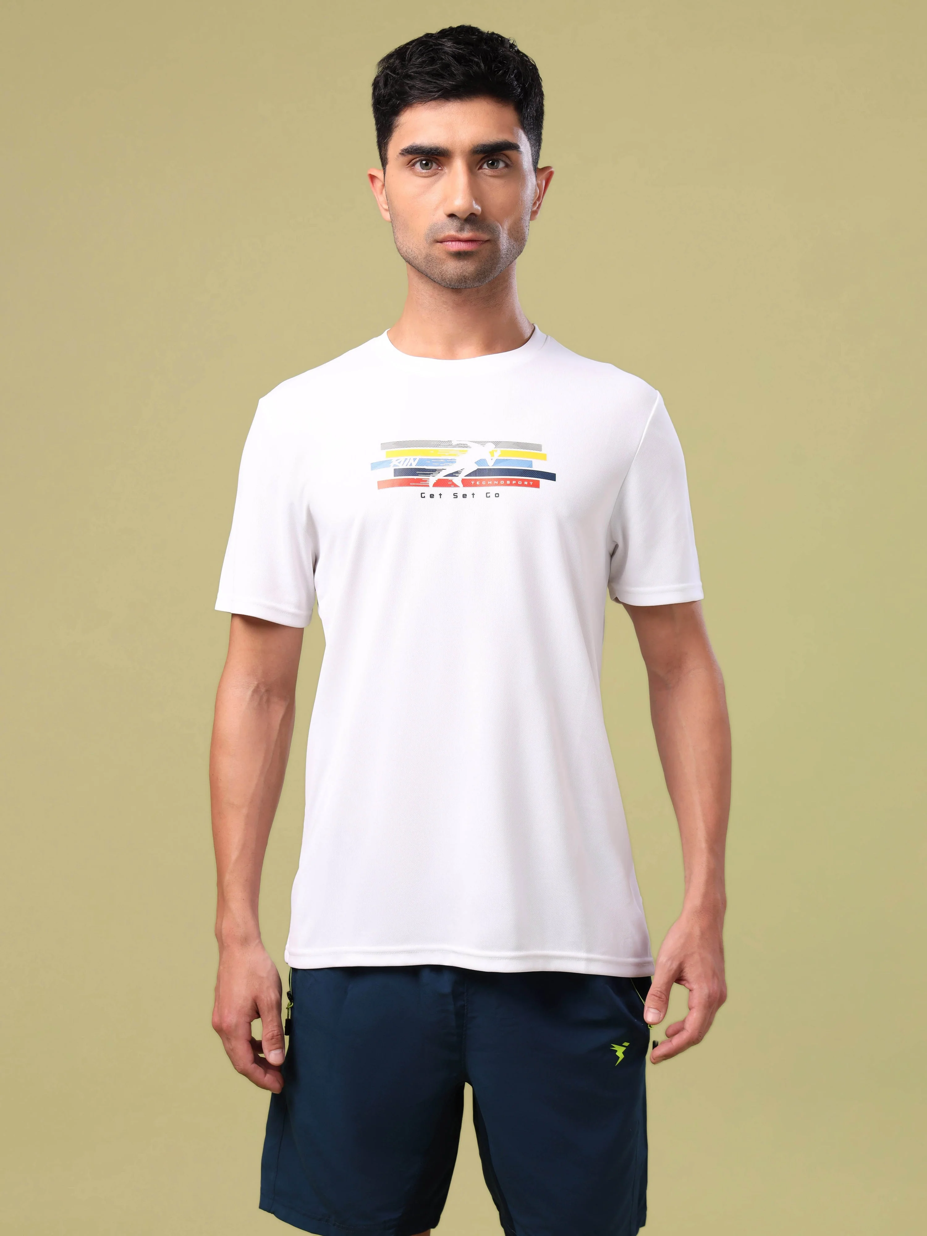 Men Printed Slim Fit Round Neck T-shirt with TECHNO COOL+