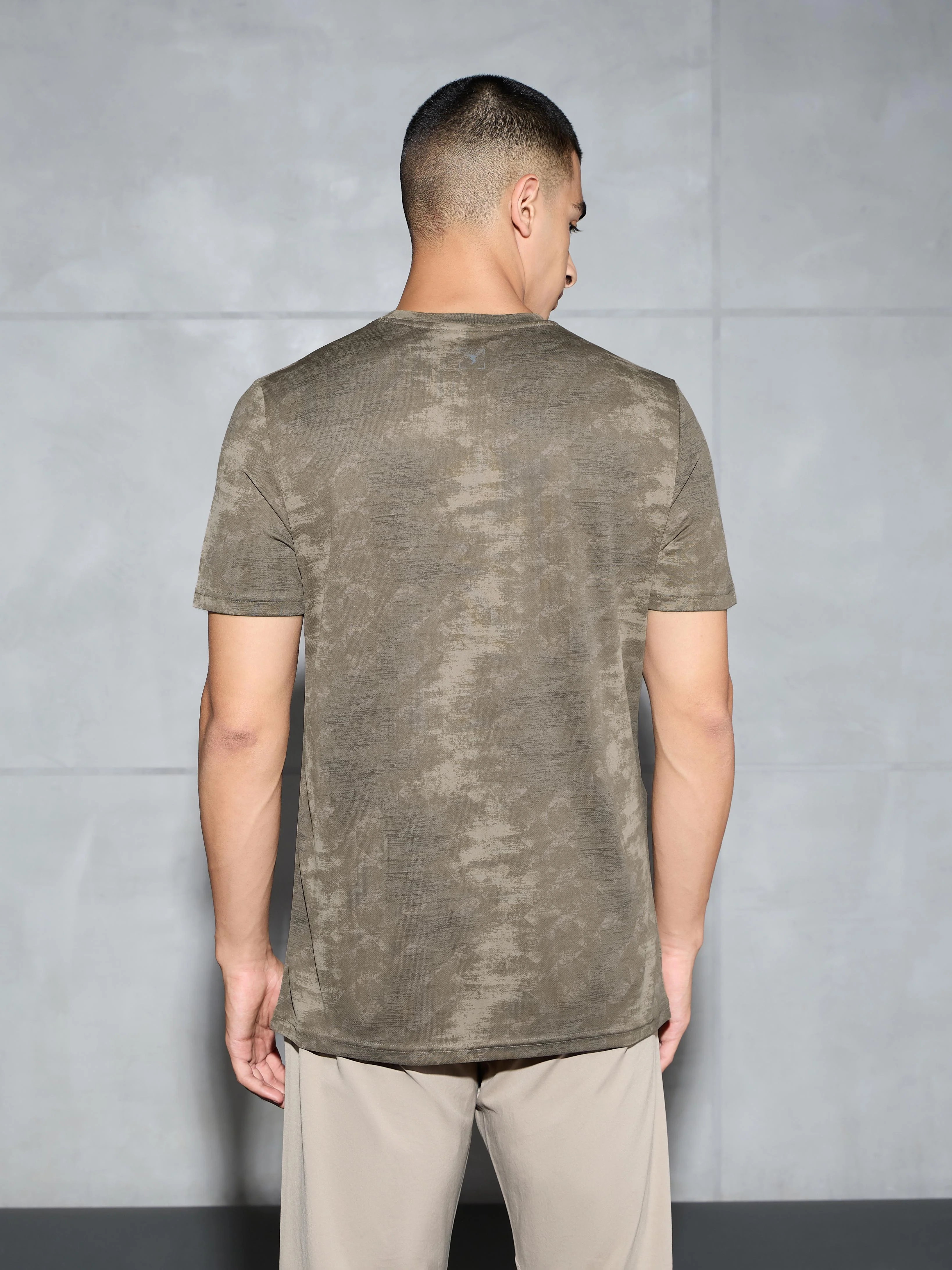 Men Printed Slim Fit Round Neck T-shirt with TECHNOCOOL+ - Image 3