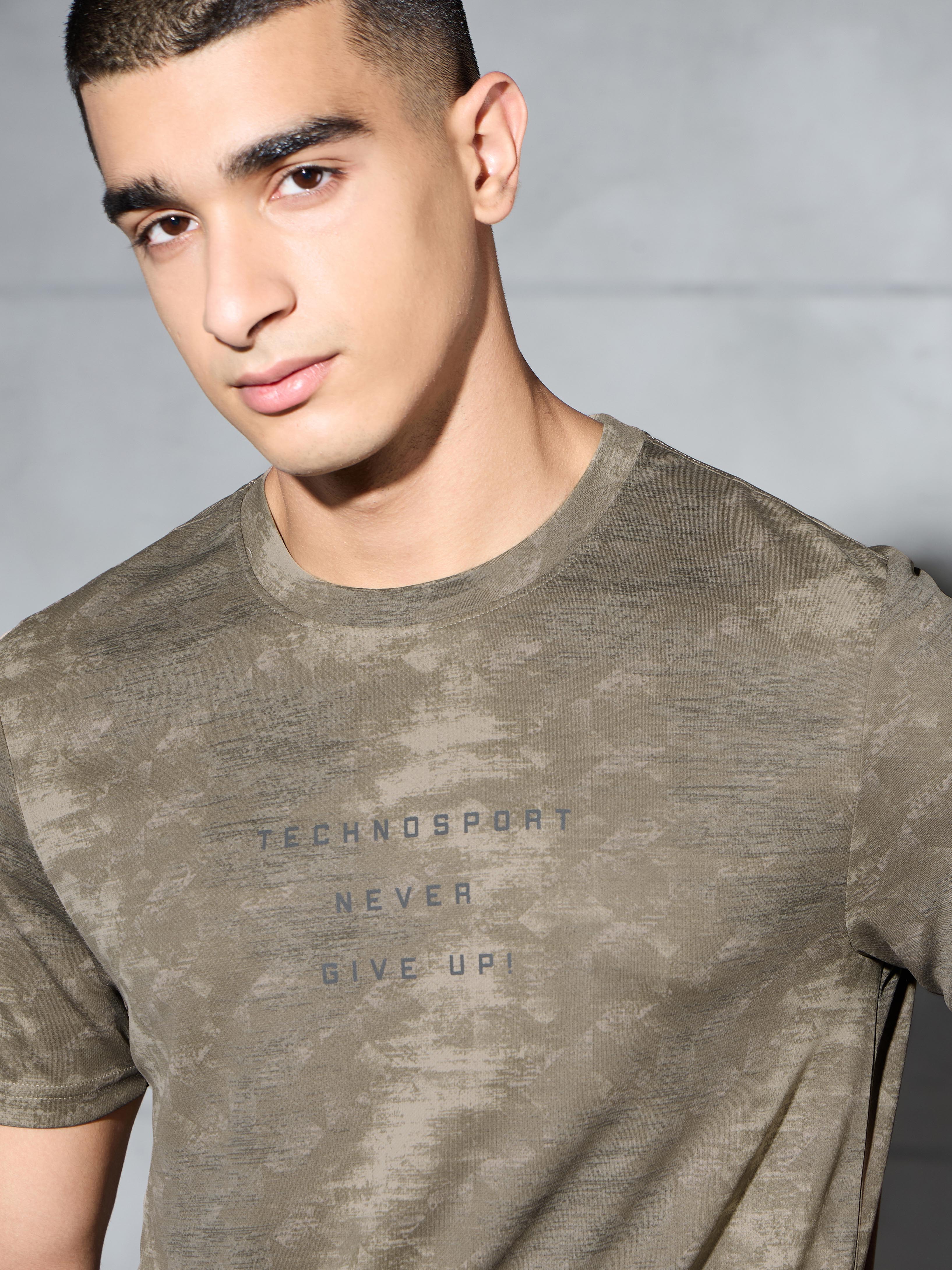 Men Printed Slim Fit Round Neck T-shirt with TECHNOCOOL+ - Image 6