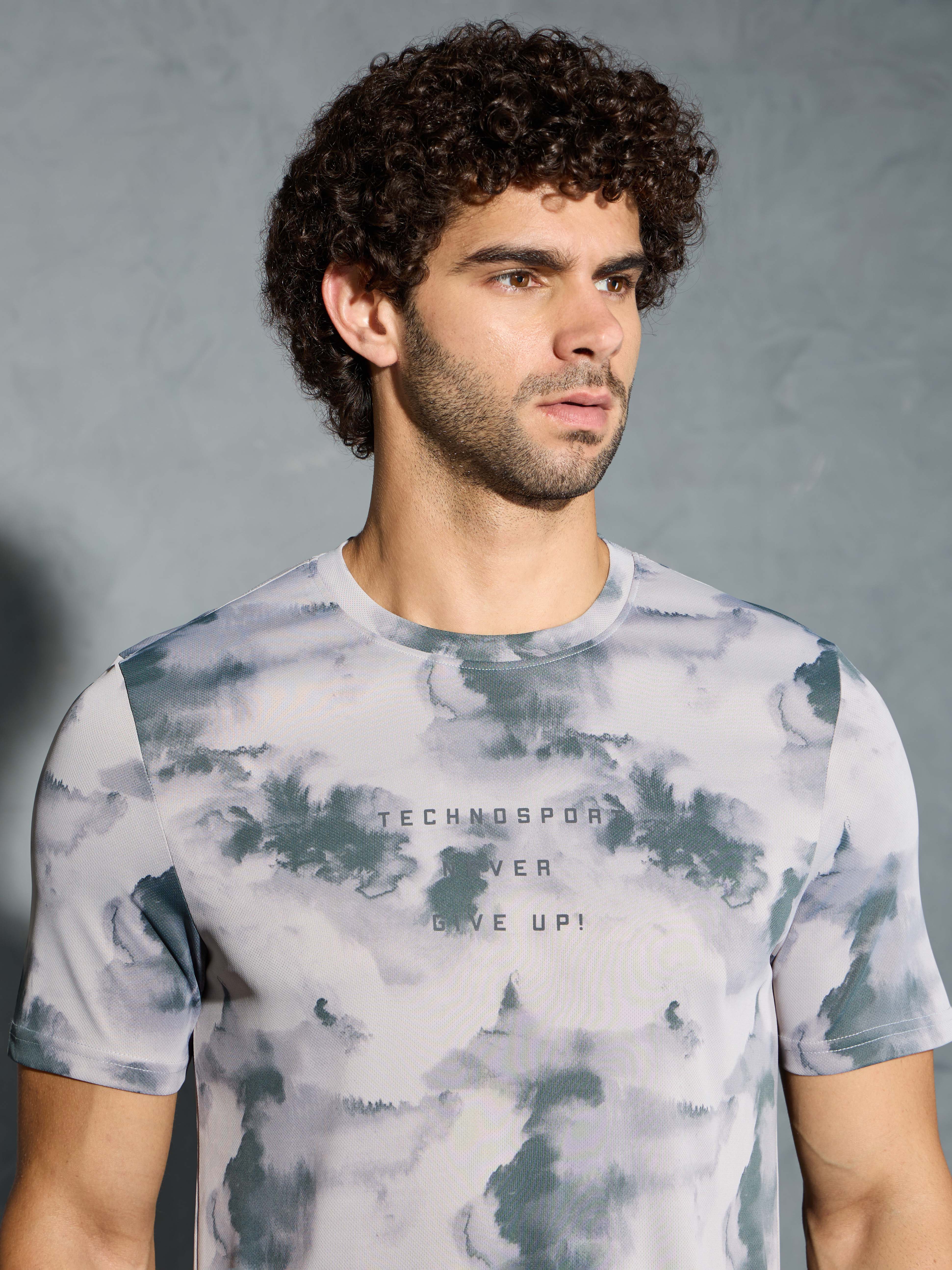 Men Printed Slim Fit Round Neck T-shirt with TECHNOCOOL+ - Image 6