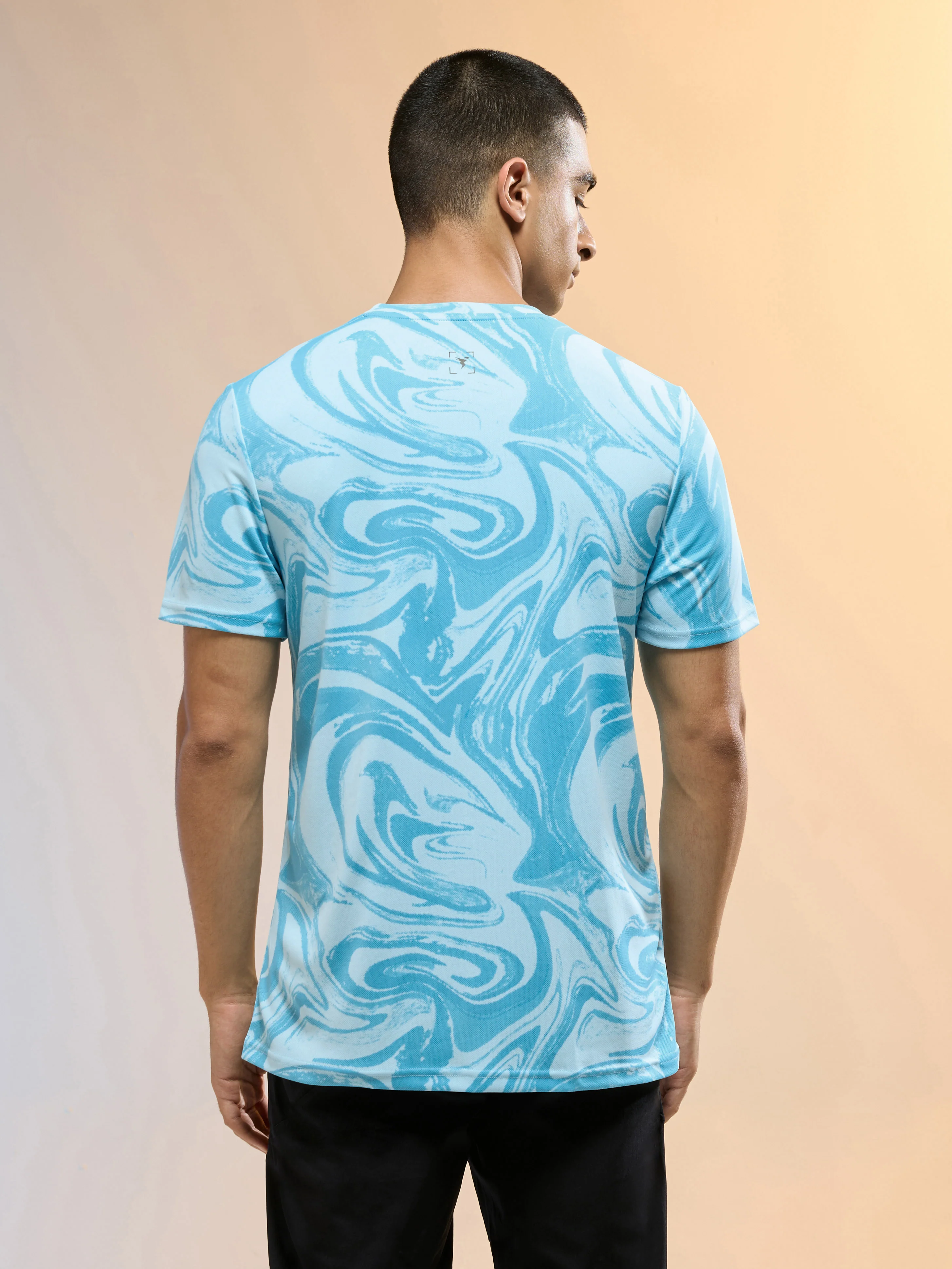 Men Printed Slim Fit Round Neck T-shirt with TECHNOCOOL+ - Image 3