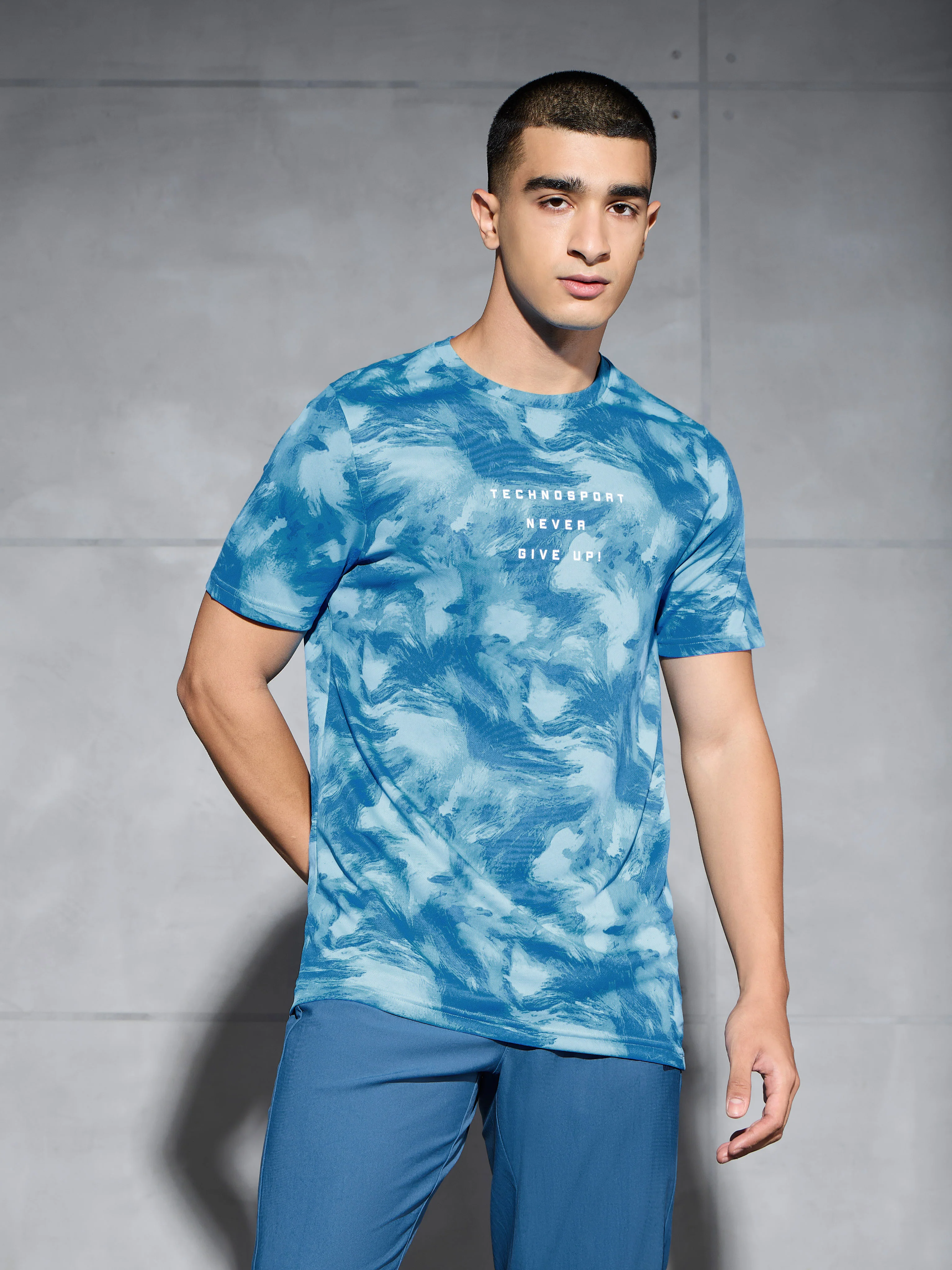 Men Printed Slim Fit Round Neck T-shirt with TECHNOCOOL+ - Image 2