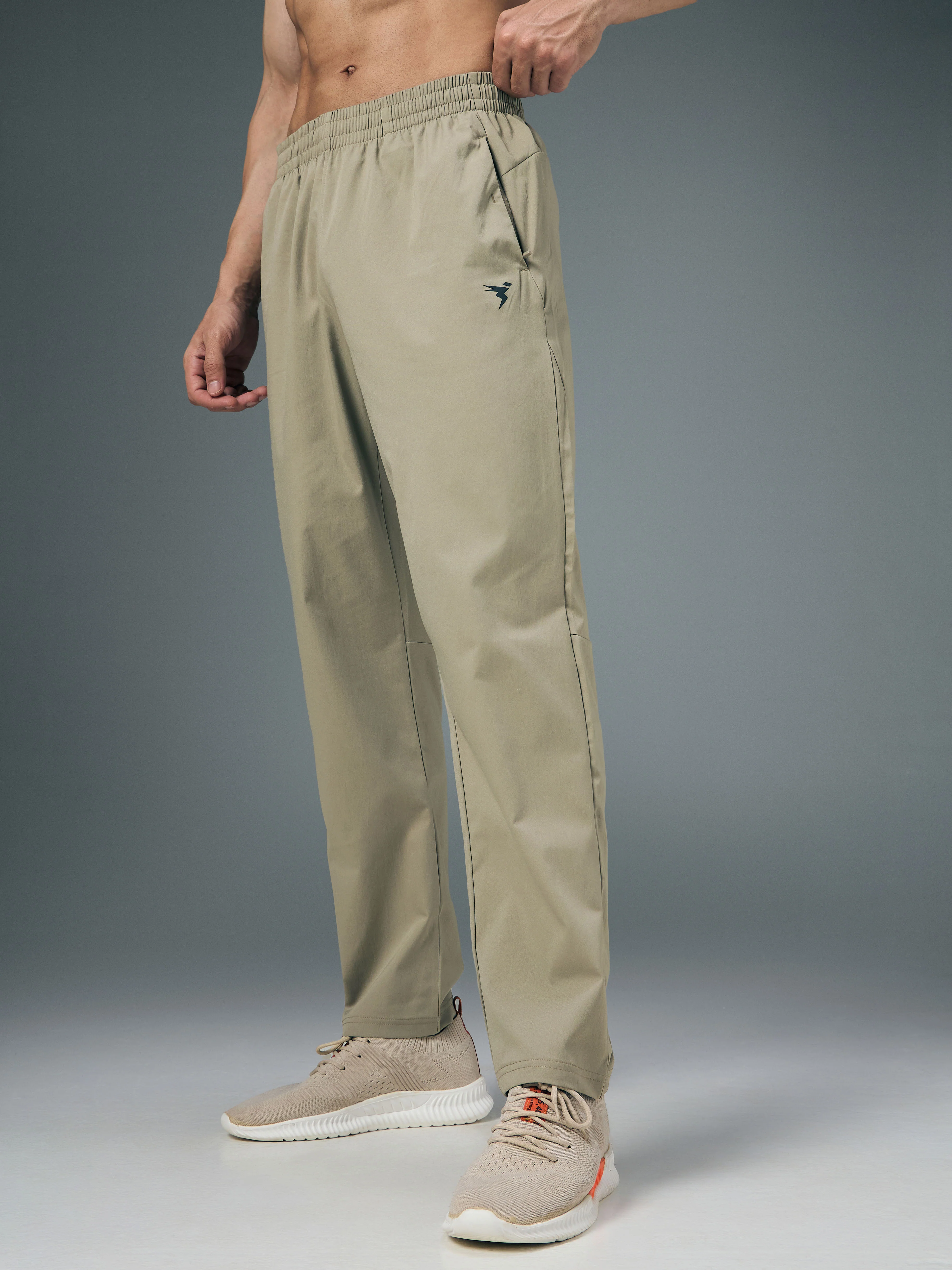 Men Regular Fit Trackpants with TS FLEXI