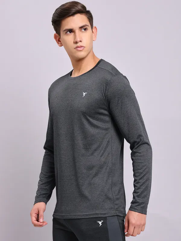Men Melange Slim Fit Crew Neck T-shirt with DOUBLE COOL - Image 4