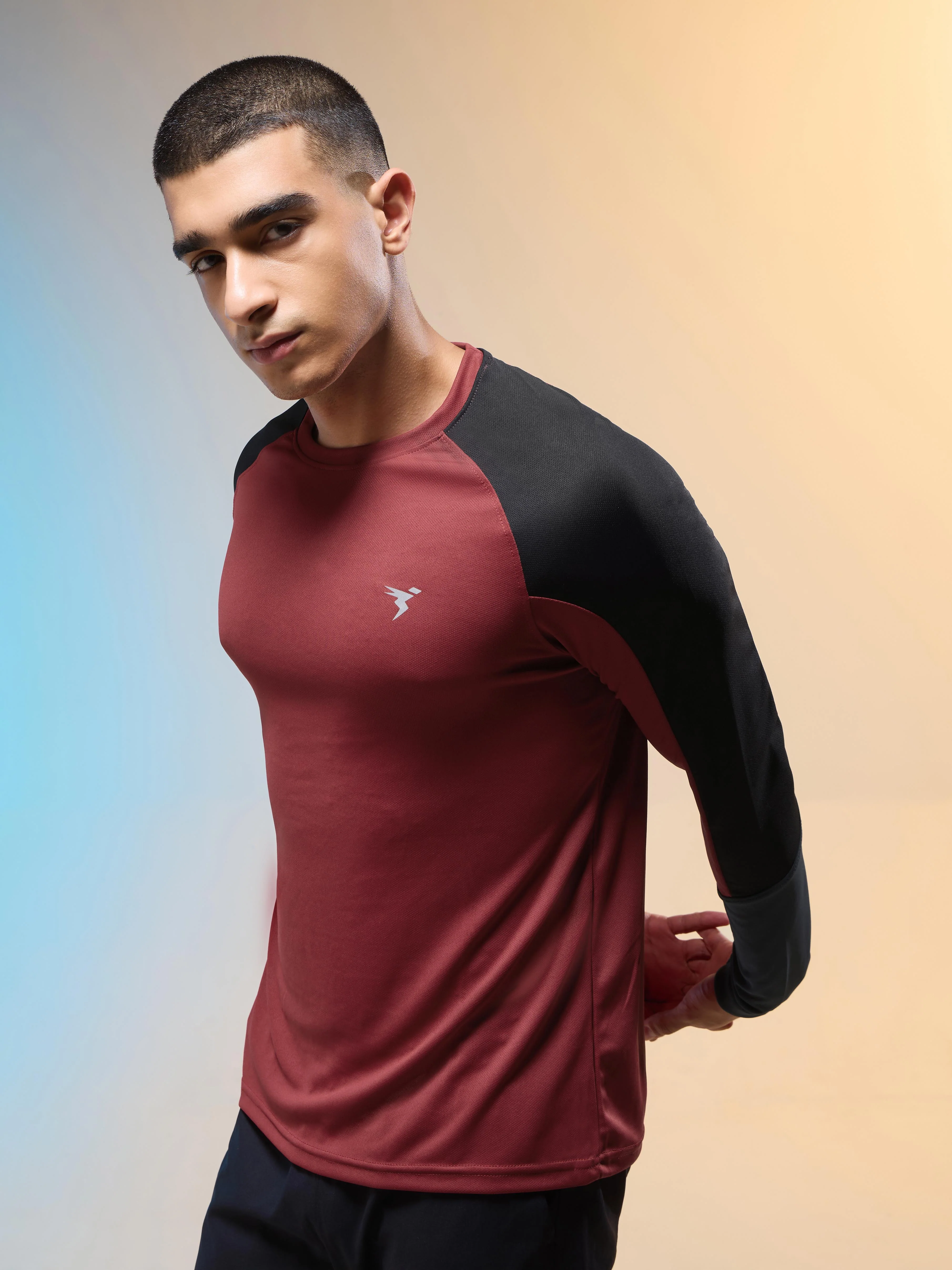 Men Colorblock Slim Fit Crew Neck T-shirt with TECHNO COOL+ - Image 5