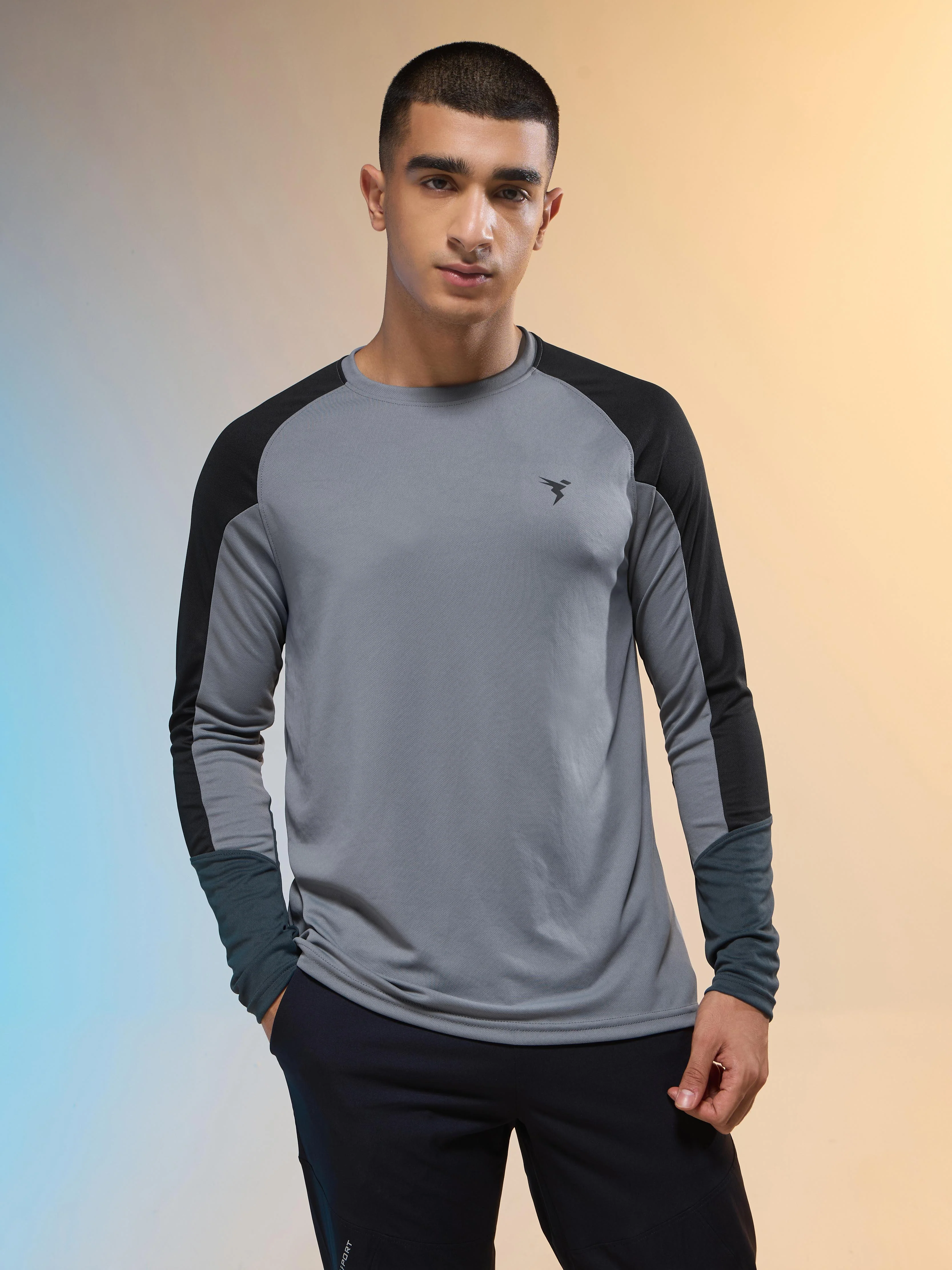 Men Colorblock Slim Fit Crew Neck T-shirt with TECHNO COOL+ - Image 2