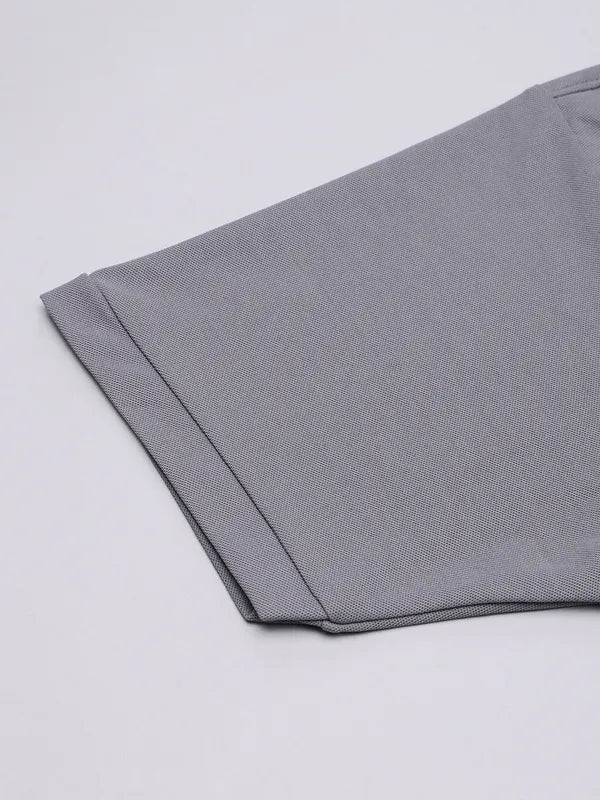 Men Solid Slim Fit Crew Neck T-shirt with MATPIQ - Image 7
