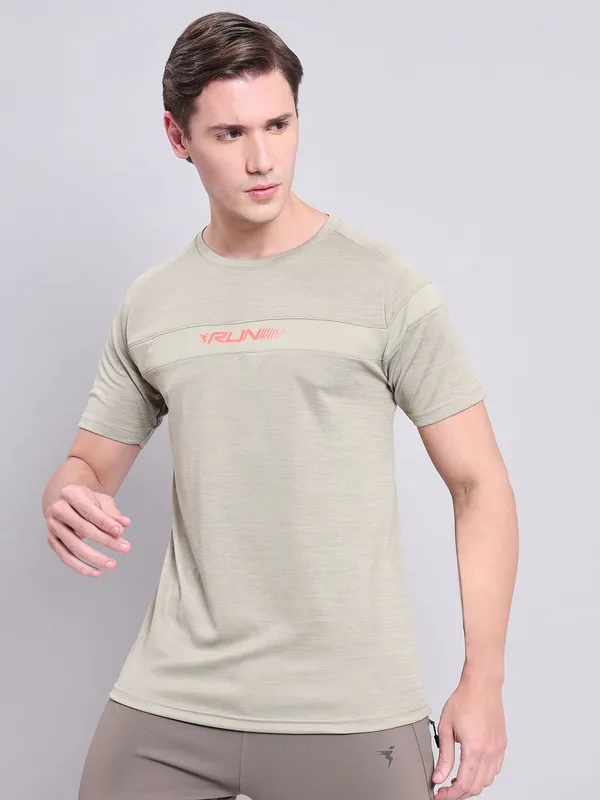 Men Melange Slim Fit Crew Neck T-shirt with TECHNO COOL+ - Image 4