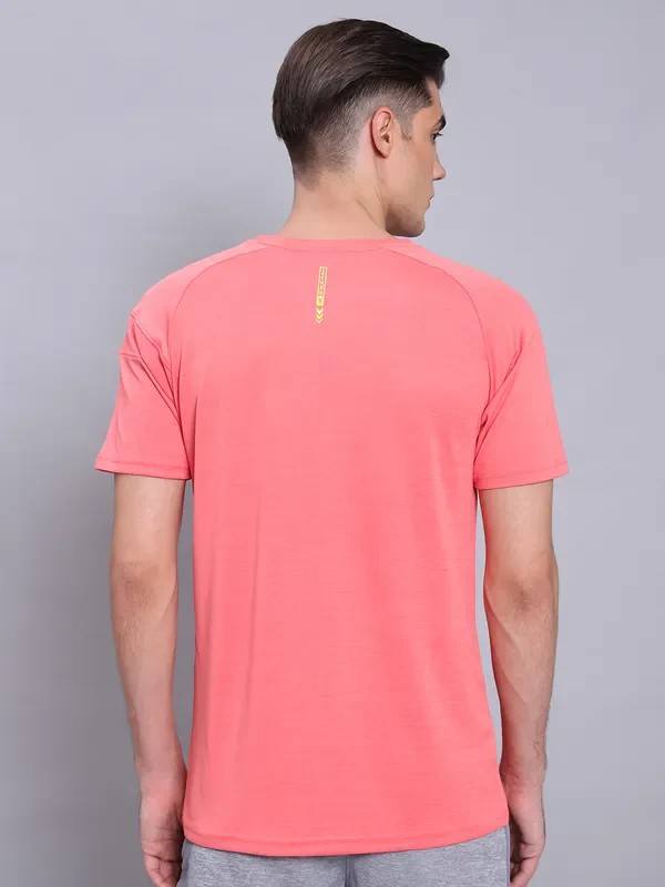 Men Melange Slim Fit Crew Neck T-shirt with TECHNO COOL+ - Image 3