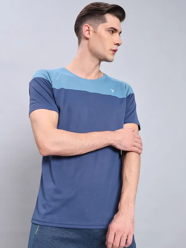Men Colorblock Slim Fit Crew Neck T-shirt with TECHNO COOL+ - Image 6