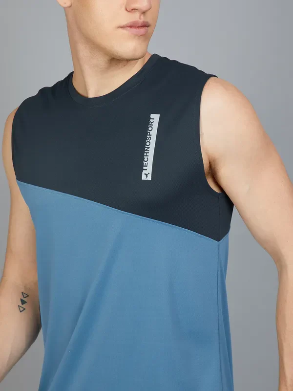 Men Colorblock Slim Fit Crew Neck Innerwear Vest with TECHNO COOL+ - Image 5