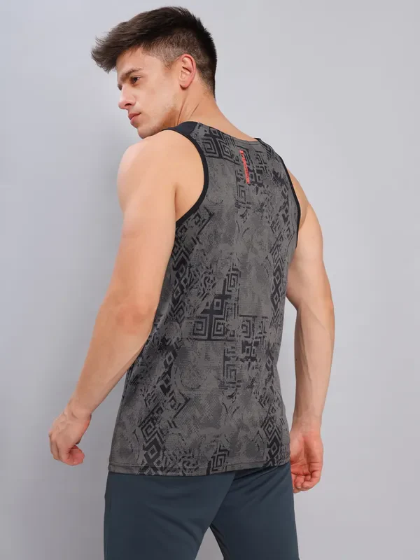 Men Self Design Slim Fit Scoop Neck Innerwear Vest with DOUBLE COOL - Image 3