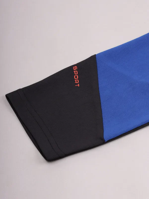 Men Colorblock Slim Fit Polo T-shirt with TECHNO COOL+ - Image 9