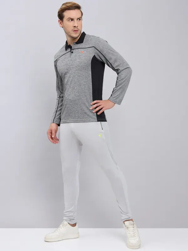 Men Melange Slim Fit Polo T-shirt with DOUBLE COOL - Image 2