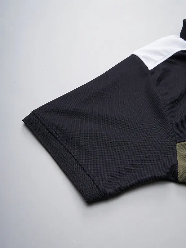 Men Colorblock Slim Fit Polo T-shirt with MATPIQ - Image 7