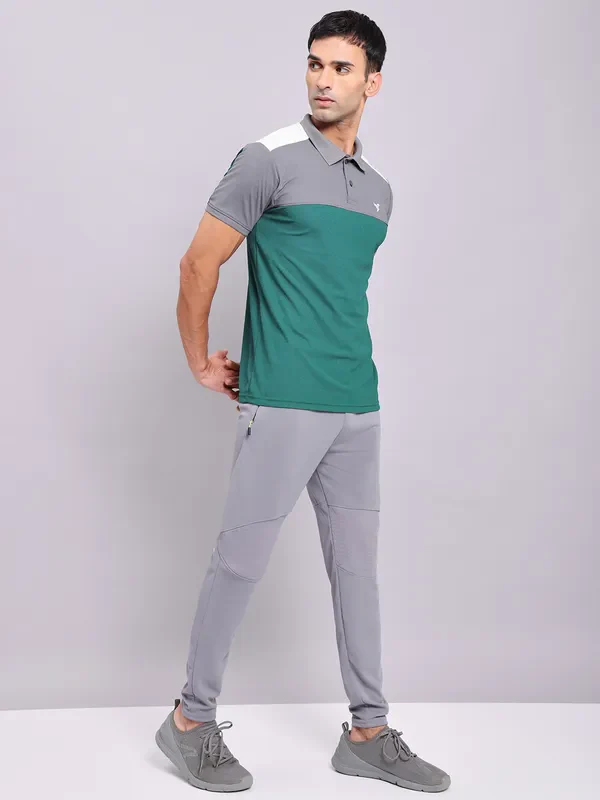 Men Colorblock Slim Fit Polo T-shirt with MATPIQ - Image 2