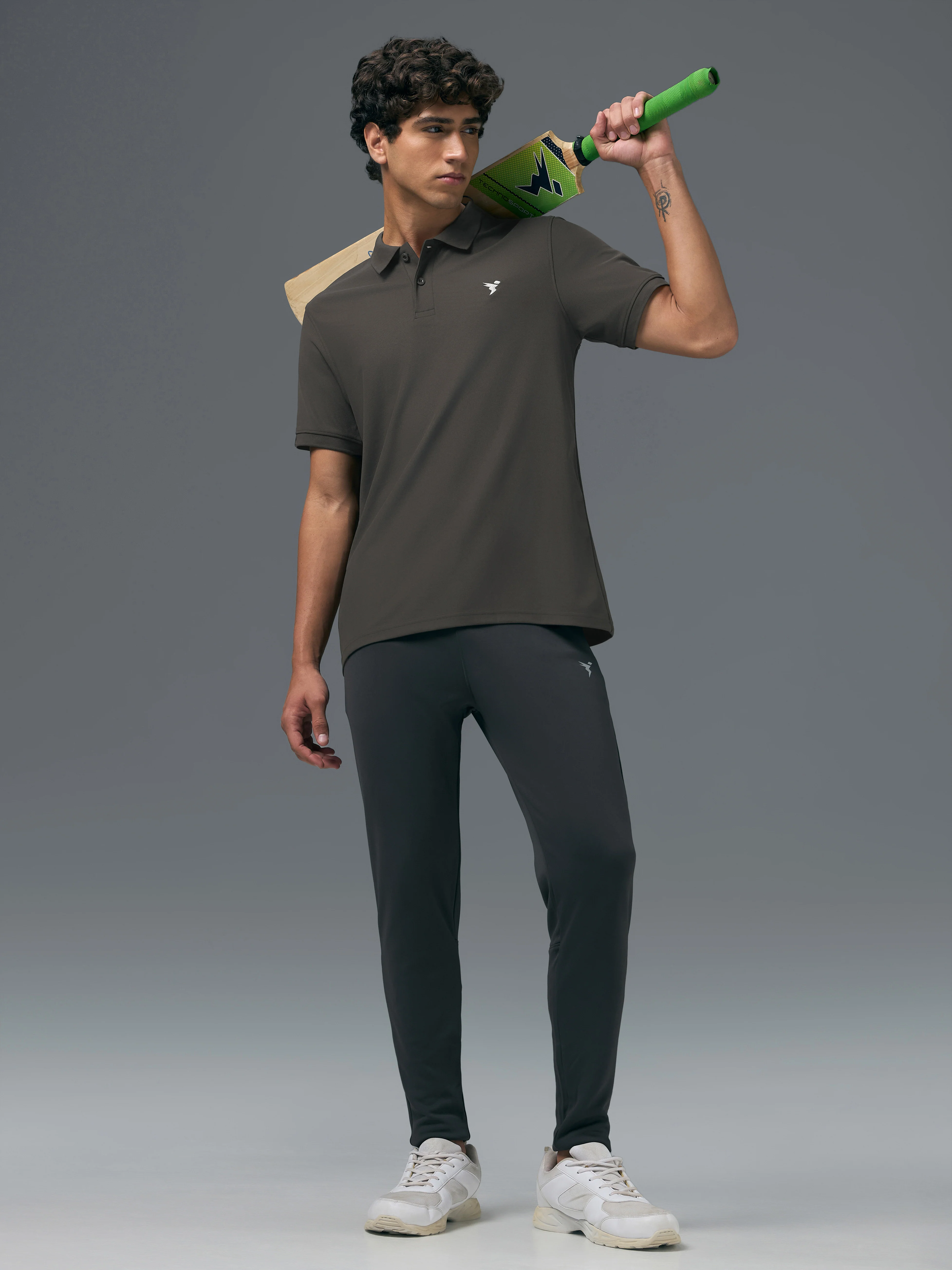 Men Solid Slim Fit Polo T-shirt with MATPIQ - Image 5