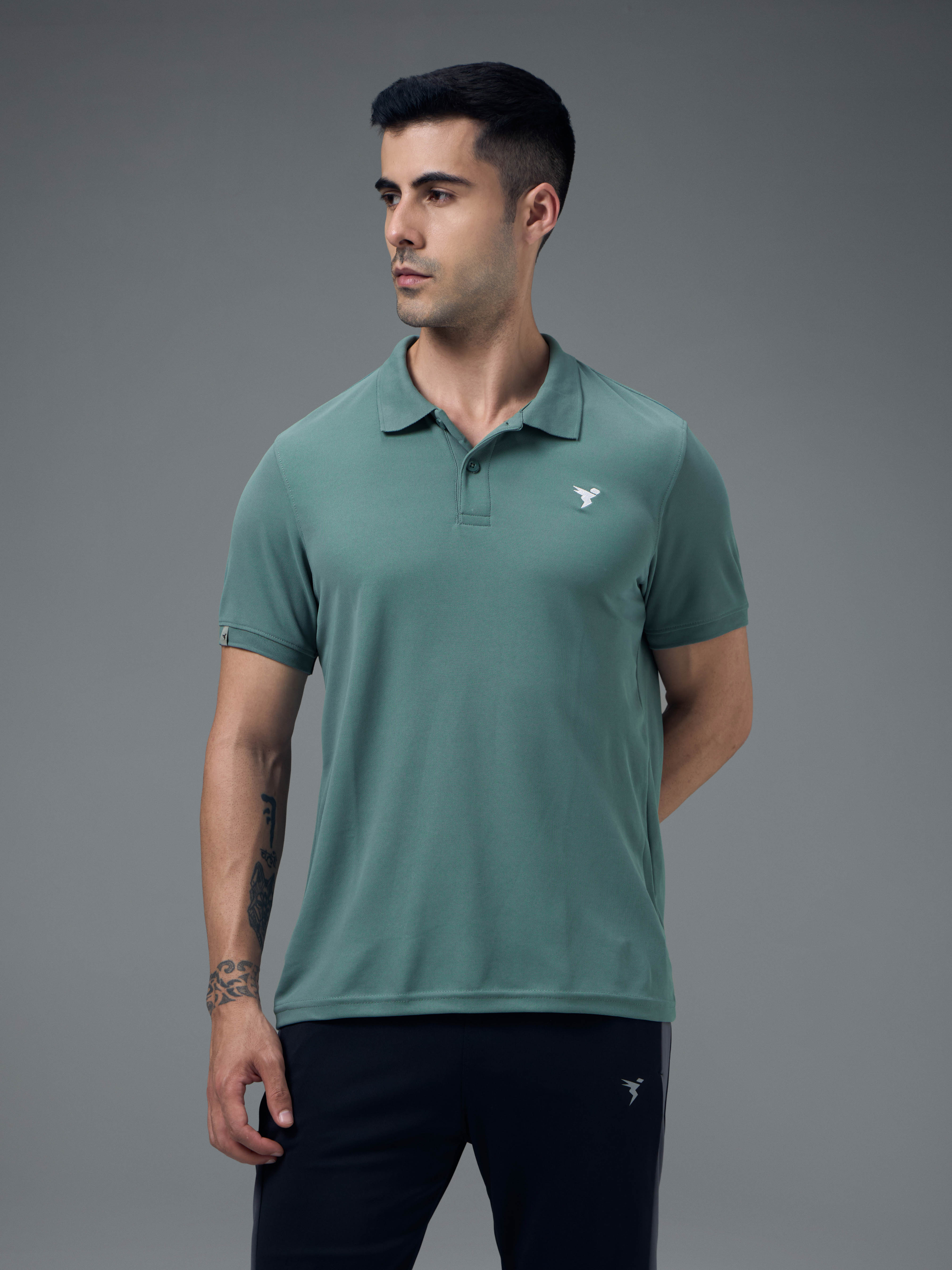Men Solid Slim Fit Polo T-shirt with MATPIQ - Image 2