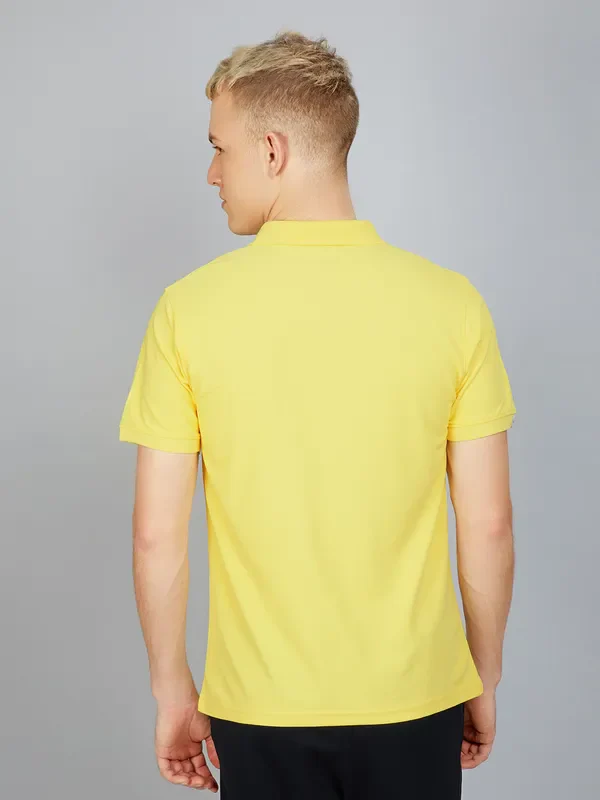 Men Solid Slim Fit Polo T-shirt with MATPIQ - Image 3