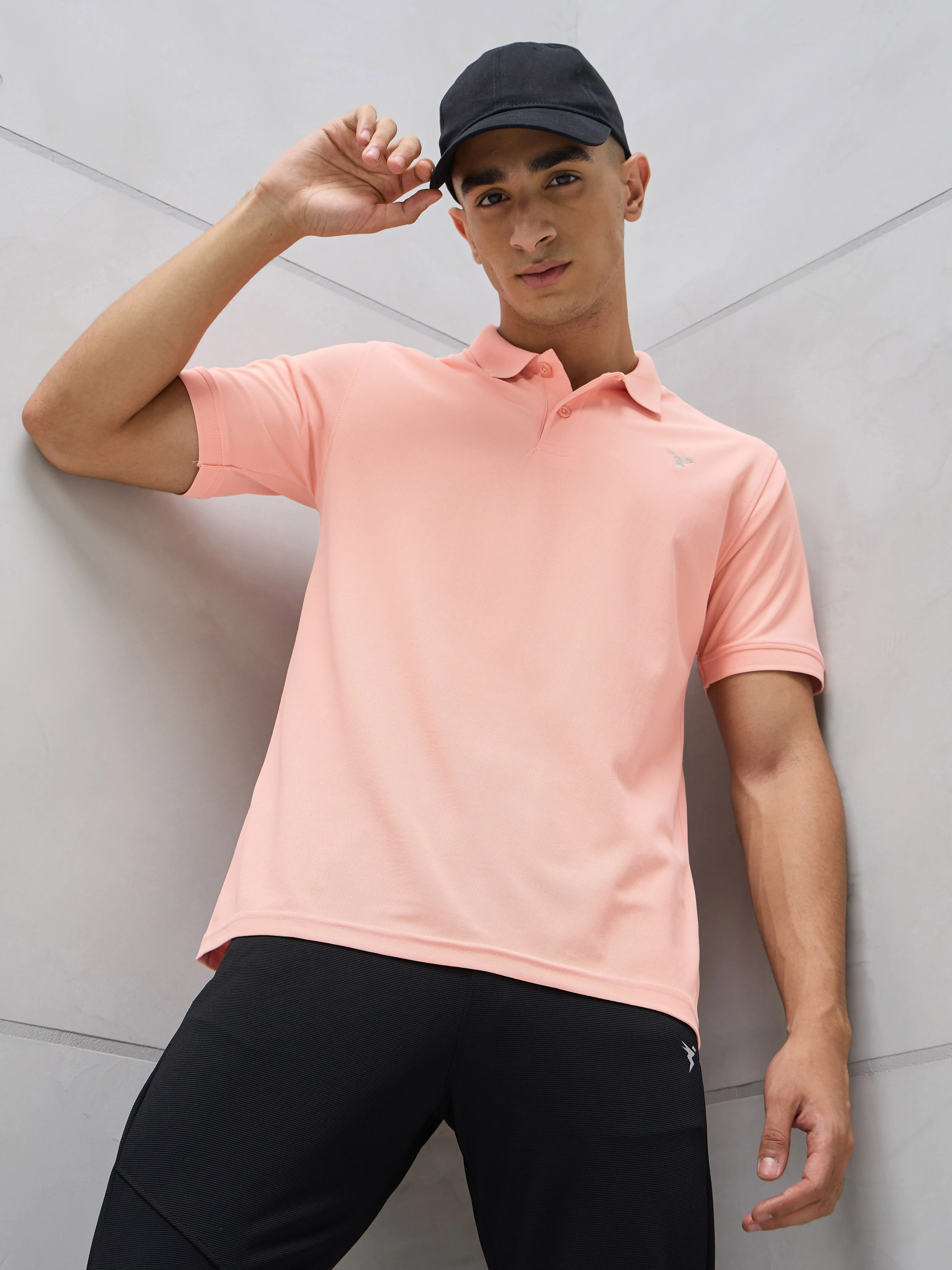 Men Solid Slim Fit Polo T-shirt with MATPIQ