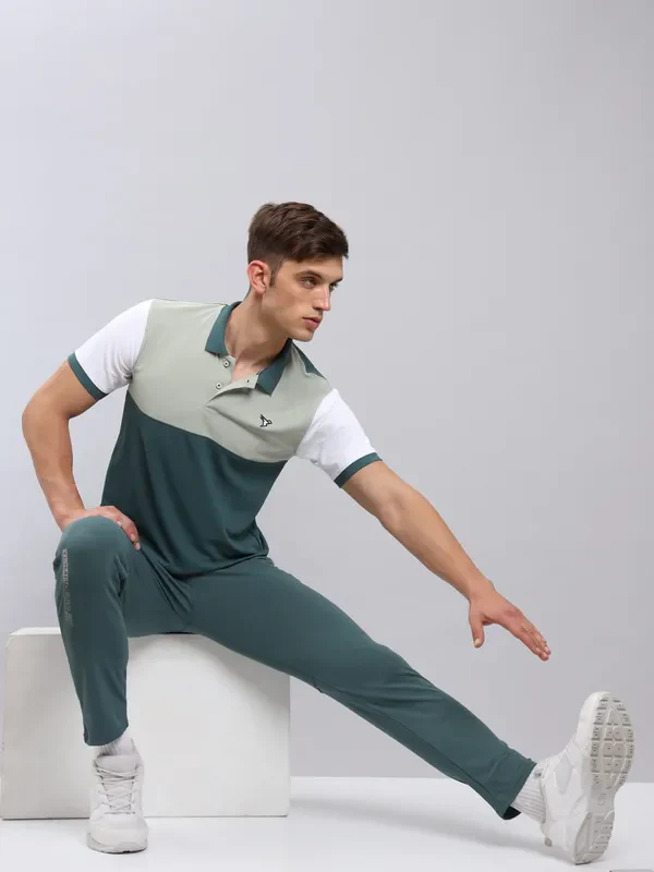 Men Colorblock Slim Fit Polo T-shirt with MATPIQ - Image 2