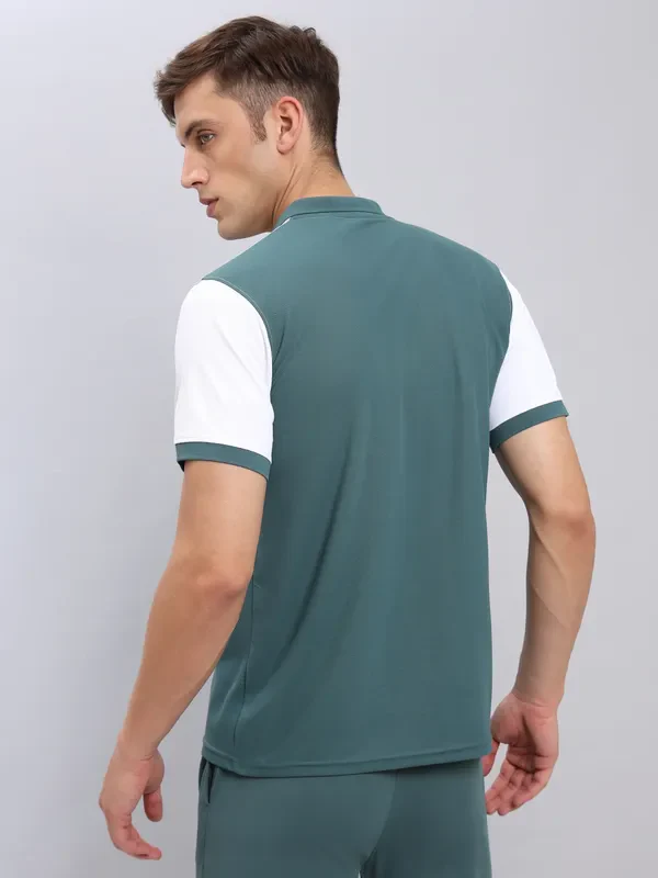 Men Colorblock Slim Fit Polo T-shirt with MATPIQ - Image 4