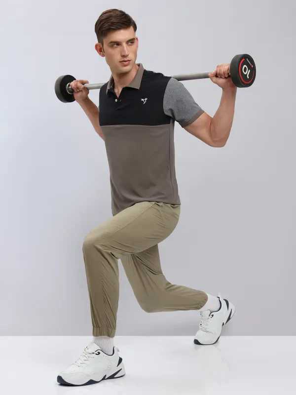 Men Colorblock Slim Fit Polo T-shirt with MATPIQ - Image 2