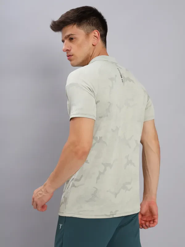 Men Jacquard Slim Fit Polo T-shirt with TECHNO COOL+ - Image 3