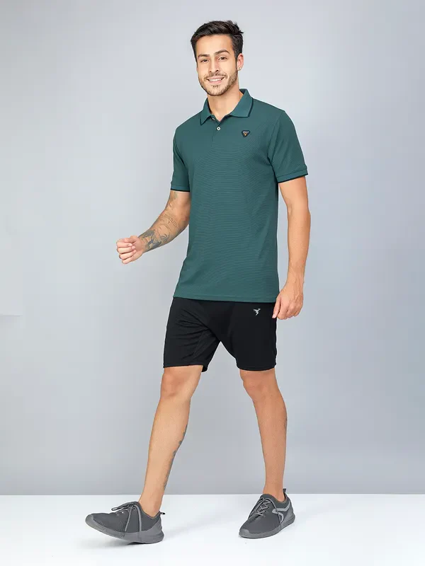 Men Solid Slim Fit Polo T-shirt with TECHNO COOL+ - Image 2