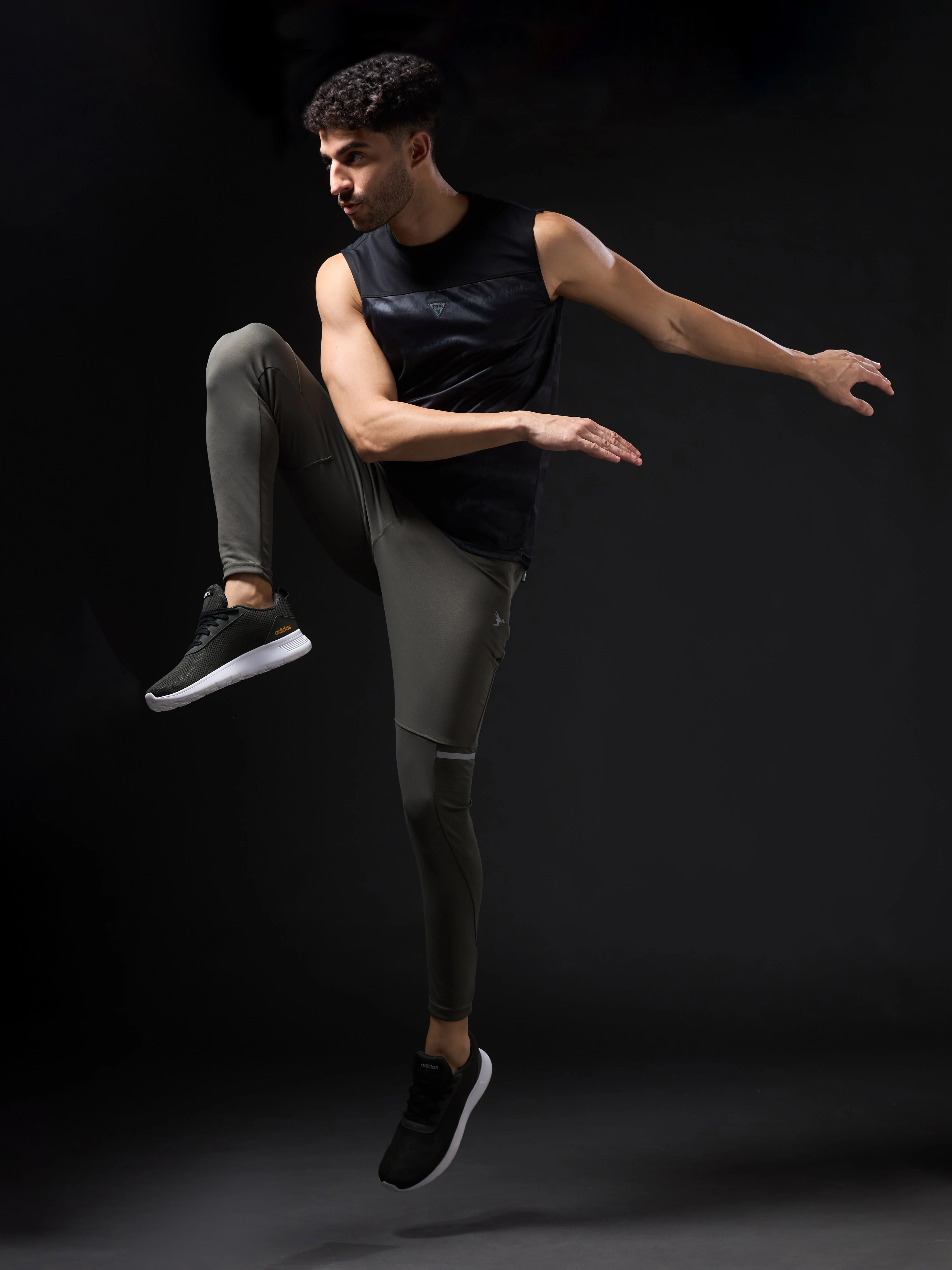 Men Solid Slim Fit Trackpants with TECHNO DRY - Image 5