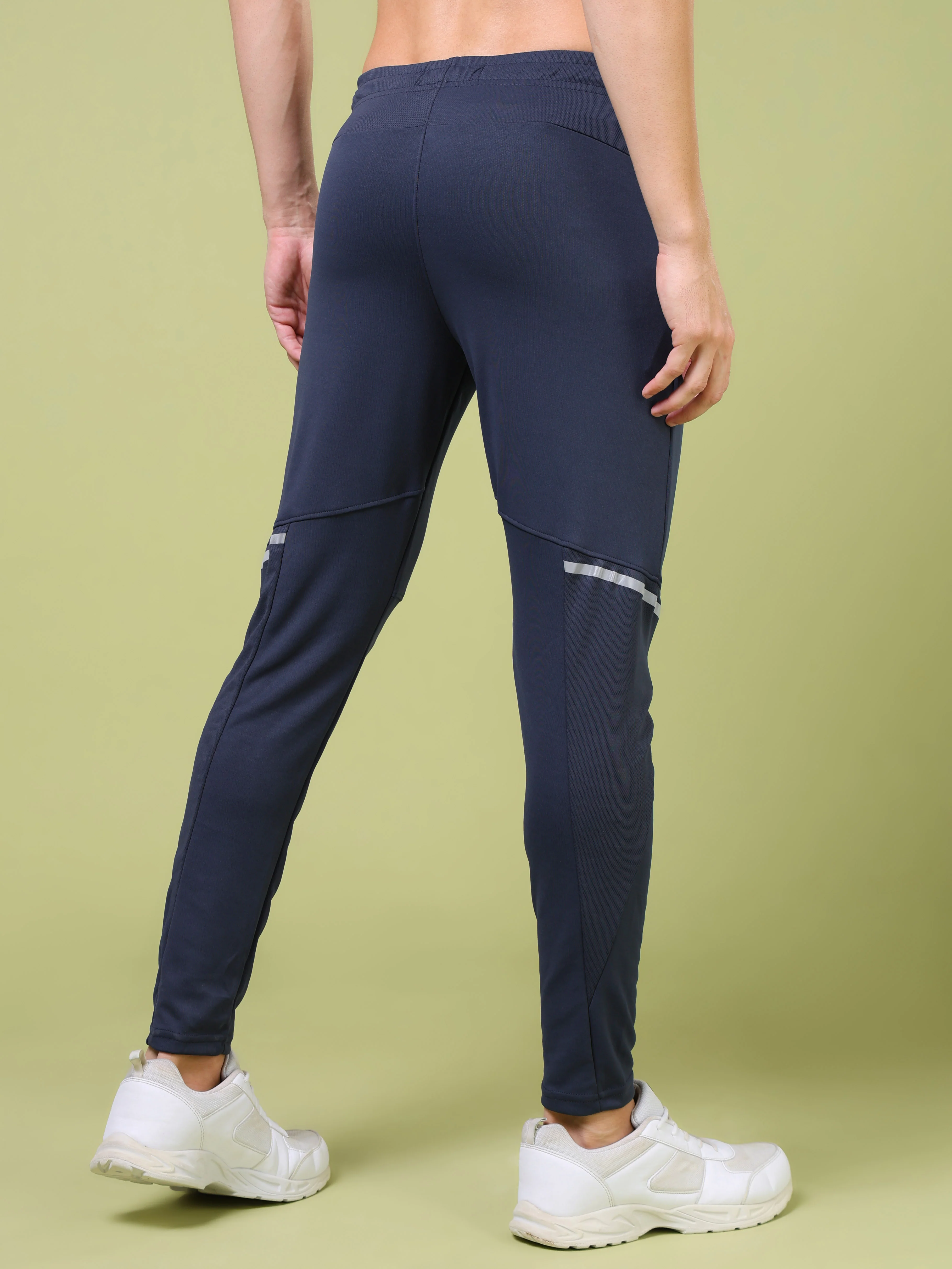 Men Solid Slim Fit Trackpants with TECHNO DRY - Image 3