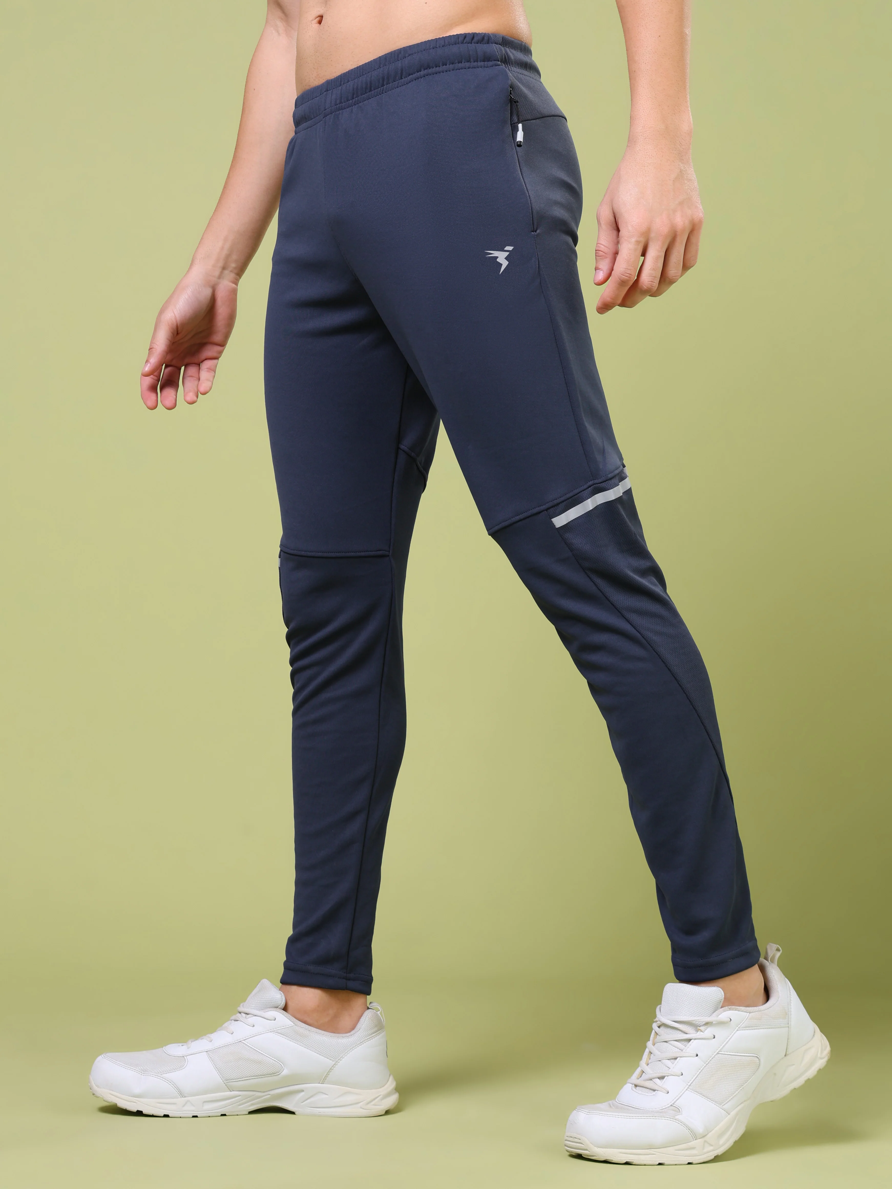 Men Solid Slim Fit Trackpants with TECHNO DRY - Image 4