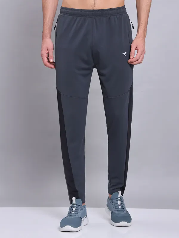Men Colorblock Slim Fit Trackpants with TECHNO DRY - Image 6