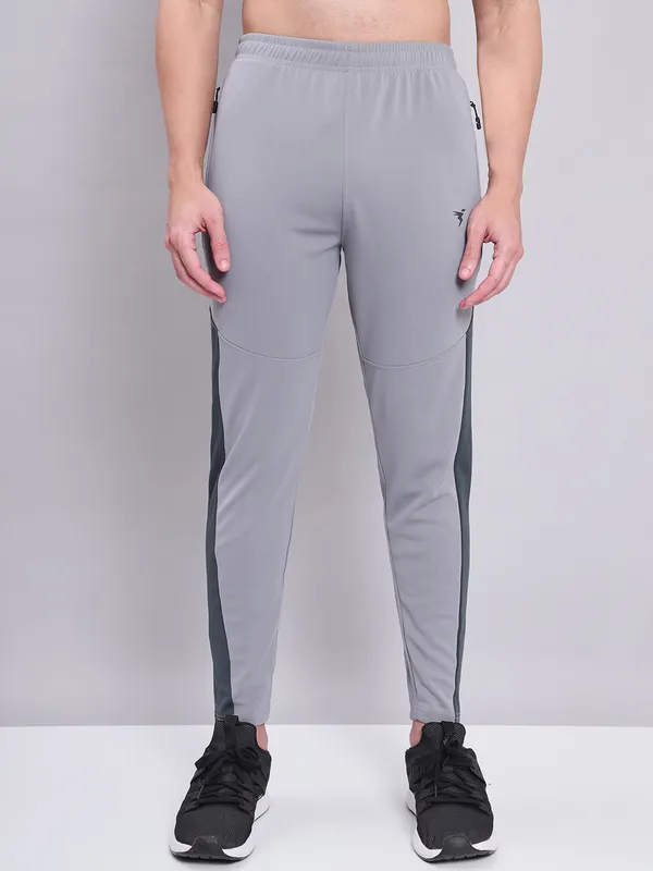 Men Colorblock Slim Fit Trackpants with TECHNO DRY - Image 6
