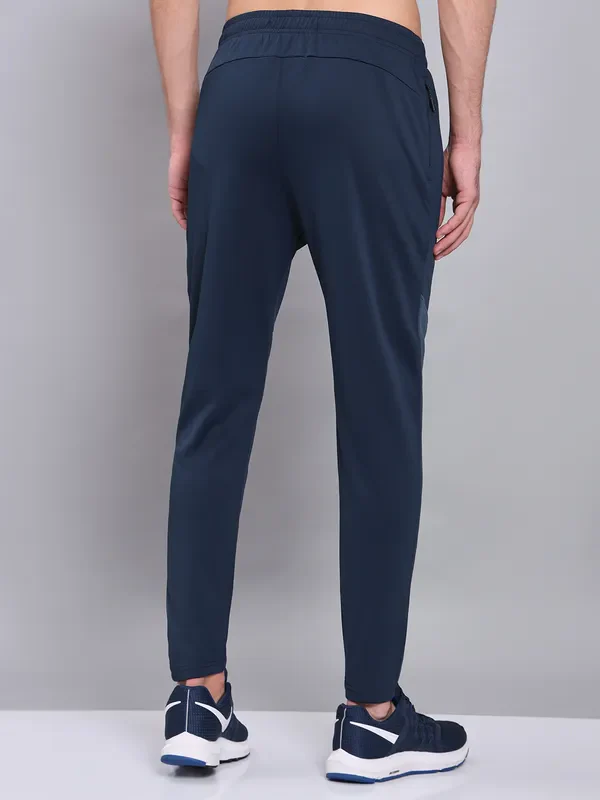 Men Colorblock Slim Fit Trackpants with TECHNO DRY - Image 5