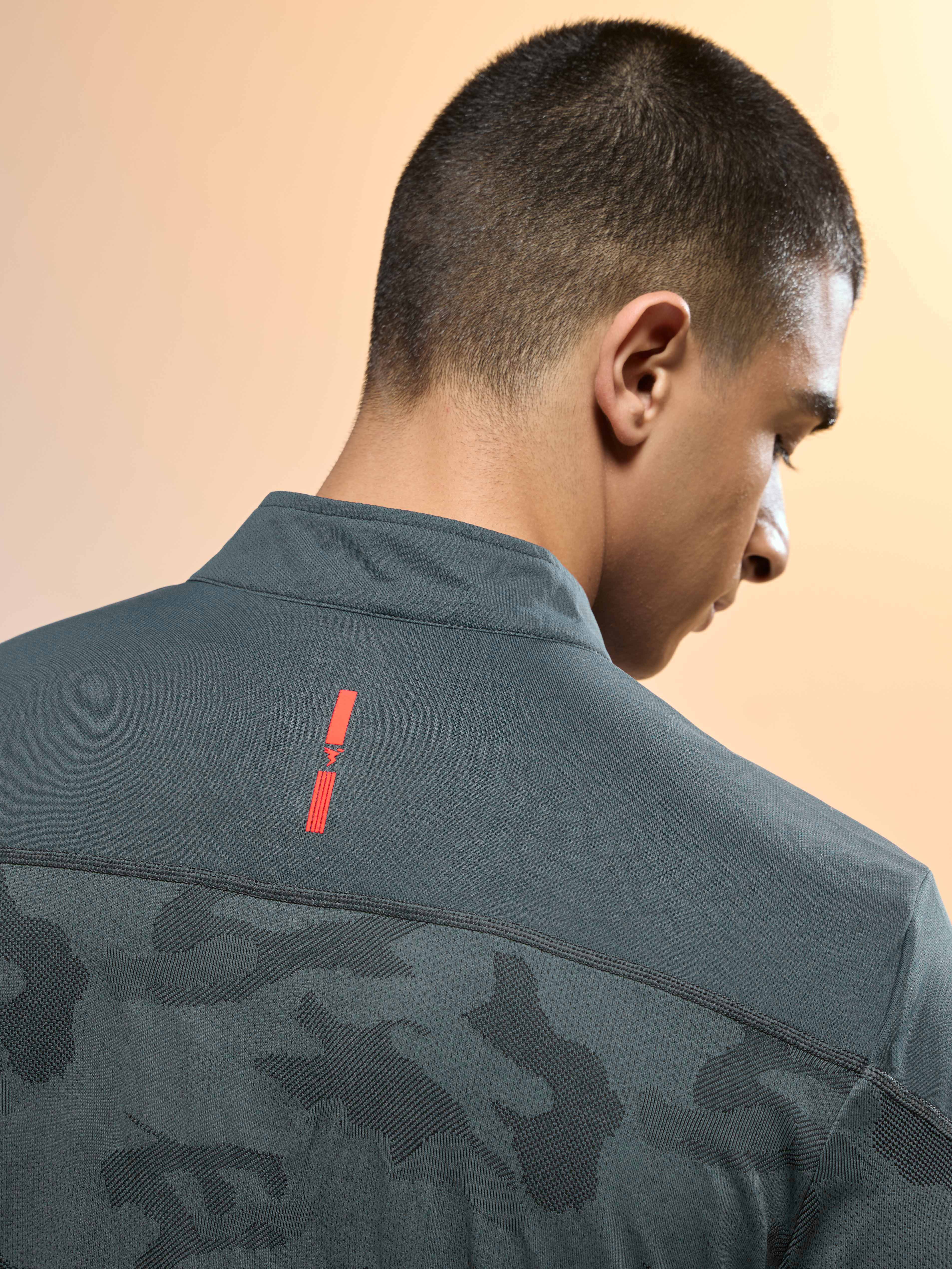 Men Jacquard Slim Fit Mock Neck T-shirt with TECHNO COOL+ - Image 7