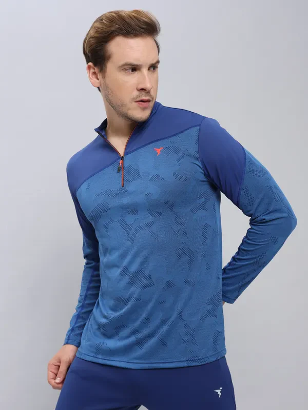 Men Jacquard Slim Fit Mock Neck T-shirt with TECHNO COOL+ - Image 4